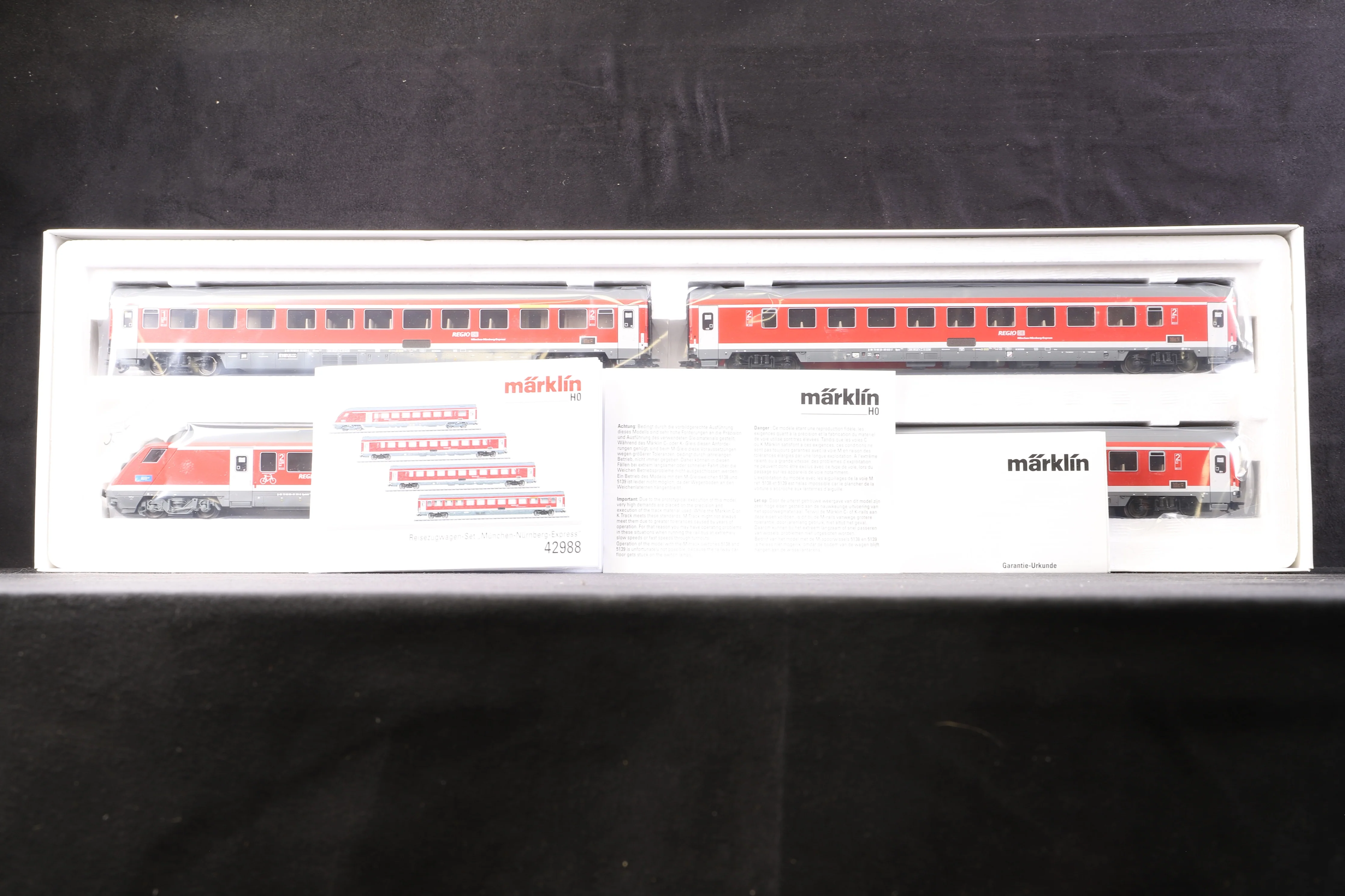 Marklin HO 42988 & 42989 Munich-Nuremberg 6 Car Express, MFX Sound - Image 3