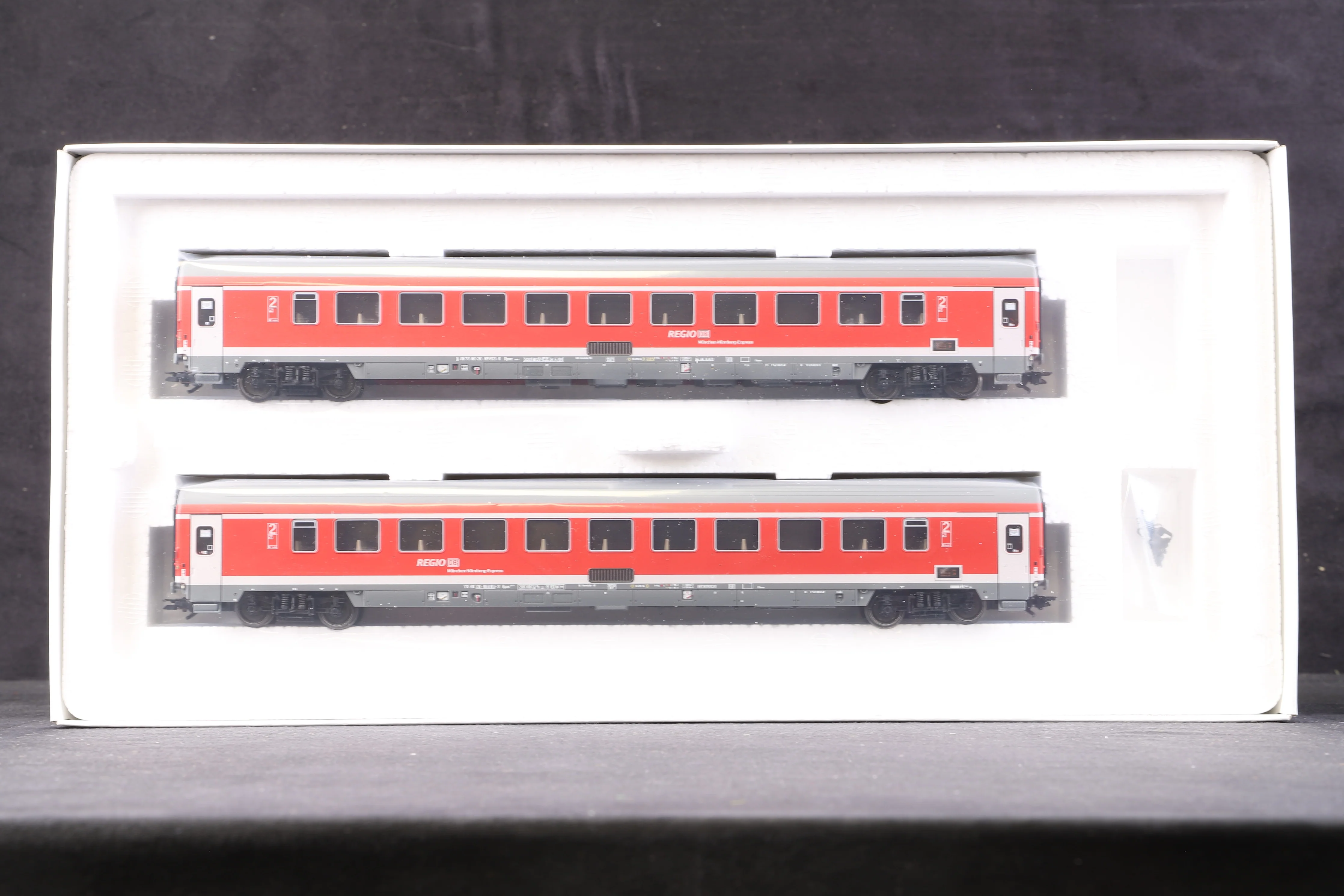 Marklin HO 42988 & 42989 Munich-Nuremberg 6 Car Express, MFX Sound - Image 5