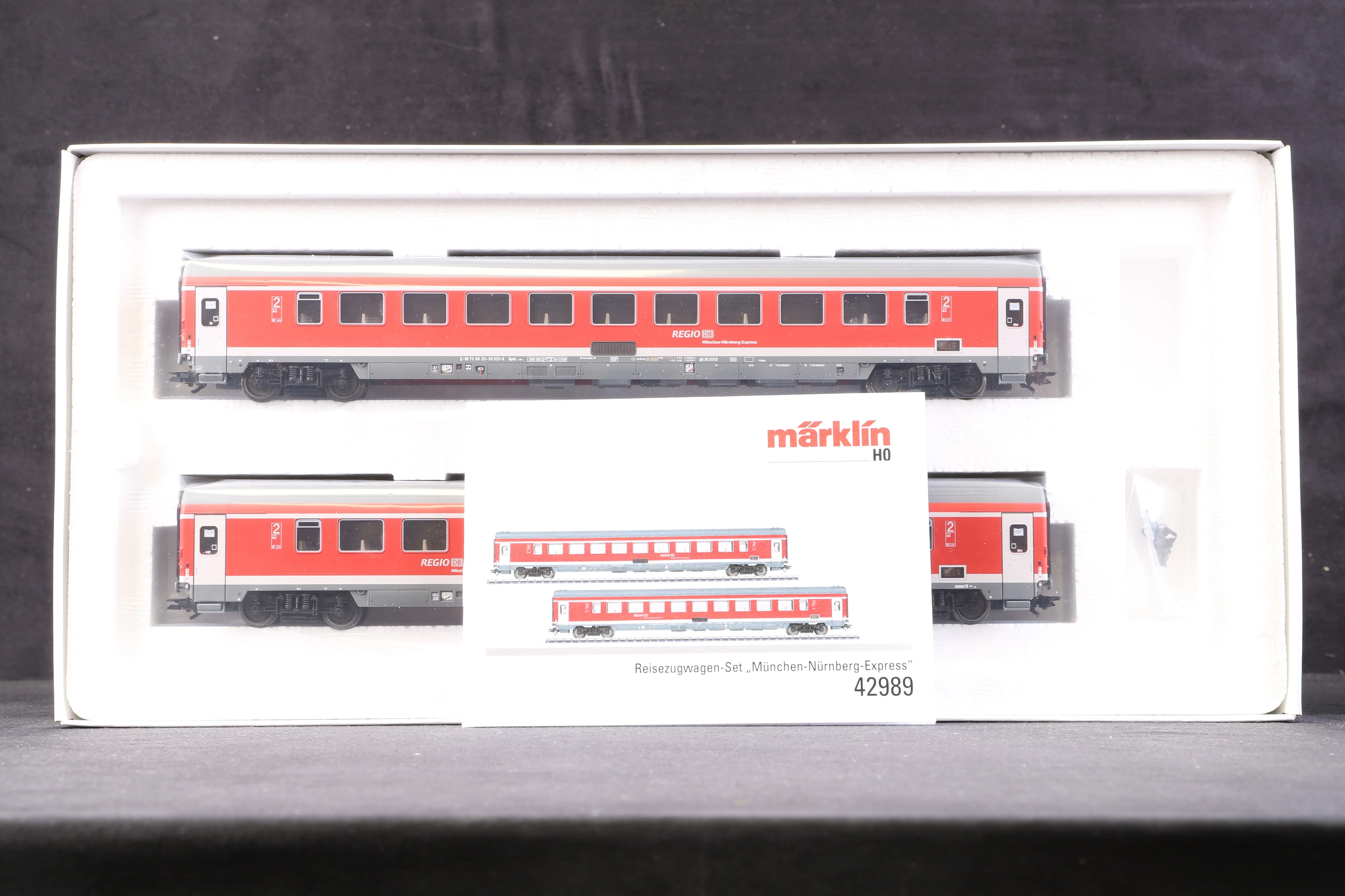 Marklin HO 42988 & 42989 Munich-Nuremberg 6 Car Express, MFX Sound - Image 6