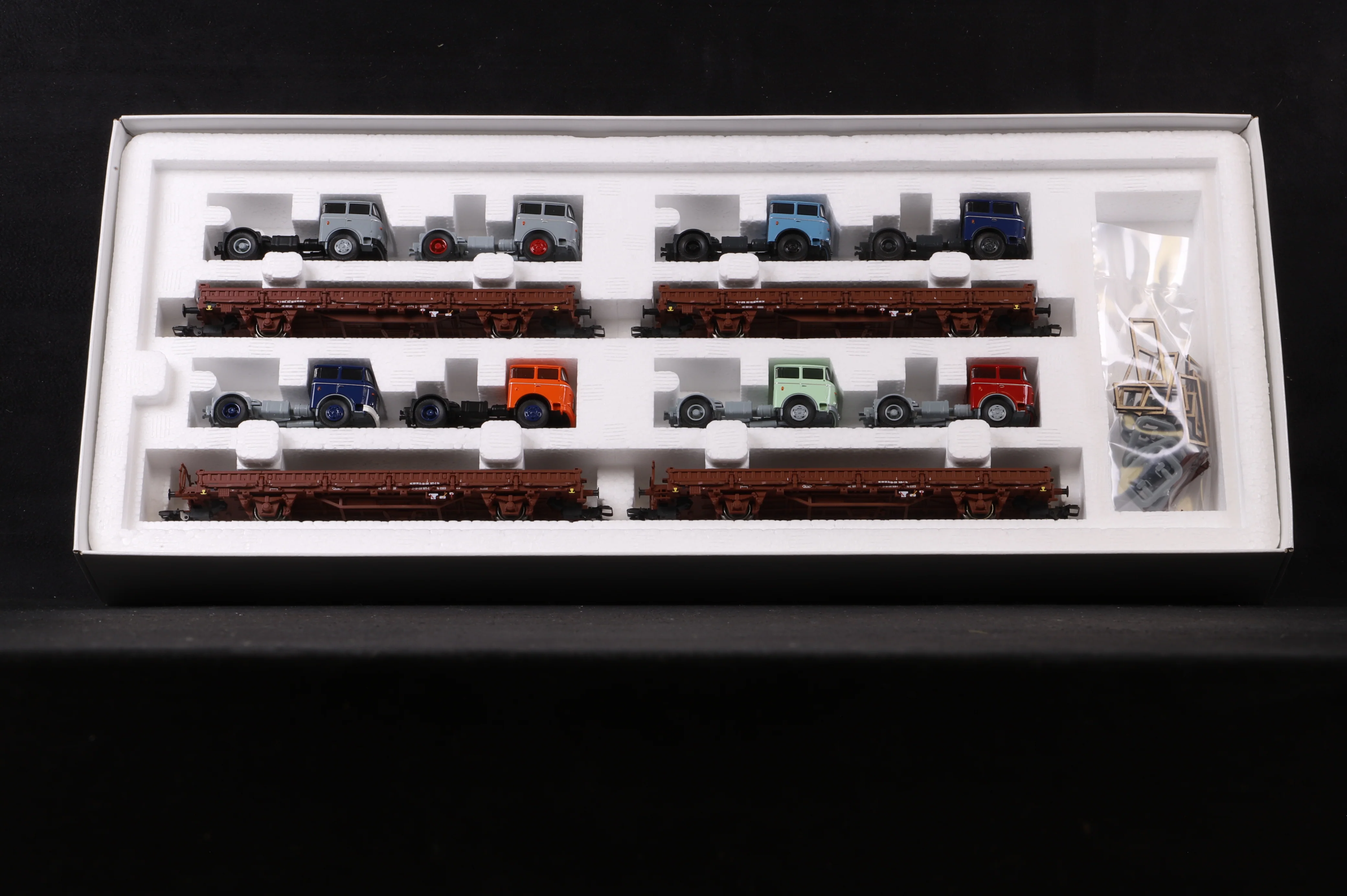 Marklin HO 46406 Vehicle Transport Freight Car Set
