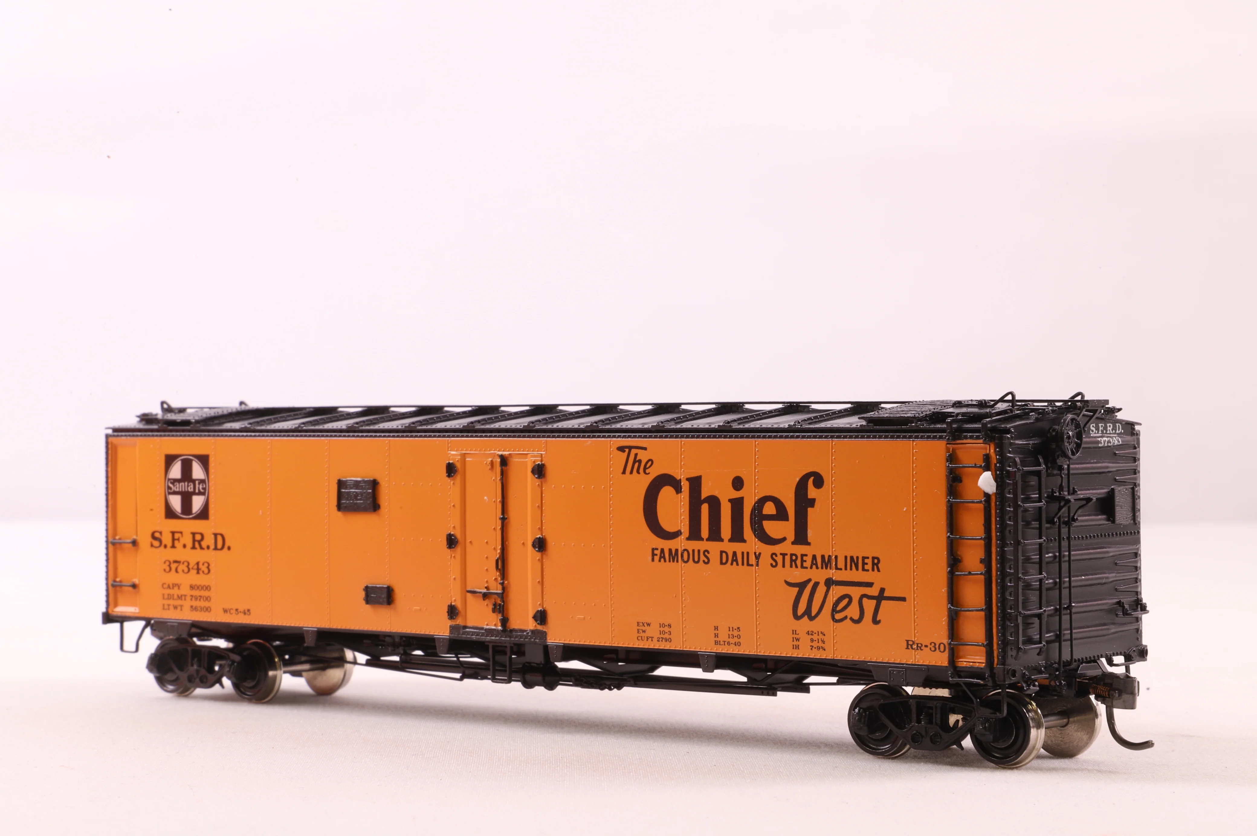 Overland Models HO Brass 3283 50' Ice Bunker Refrig. Car No.37343 in Santa Fe Livery - Image 2