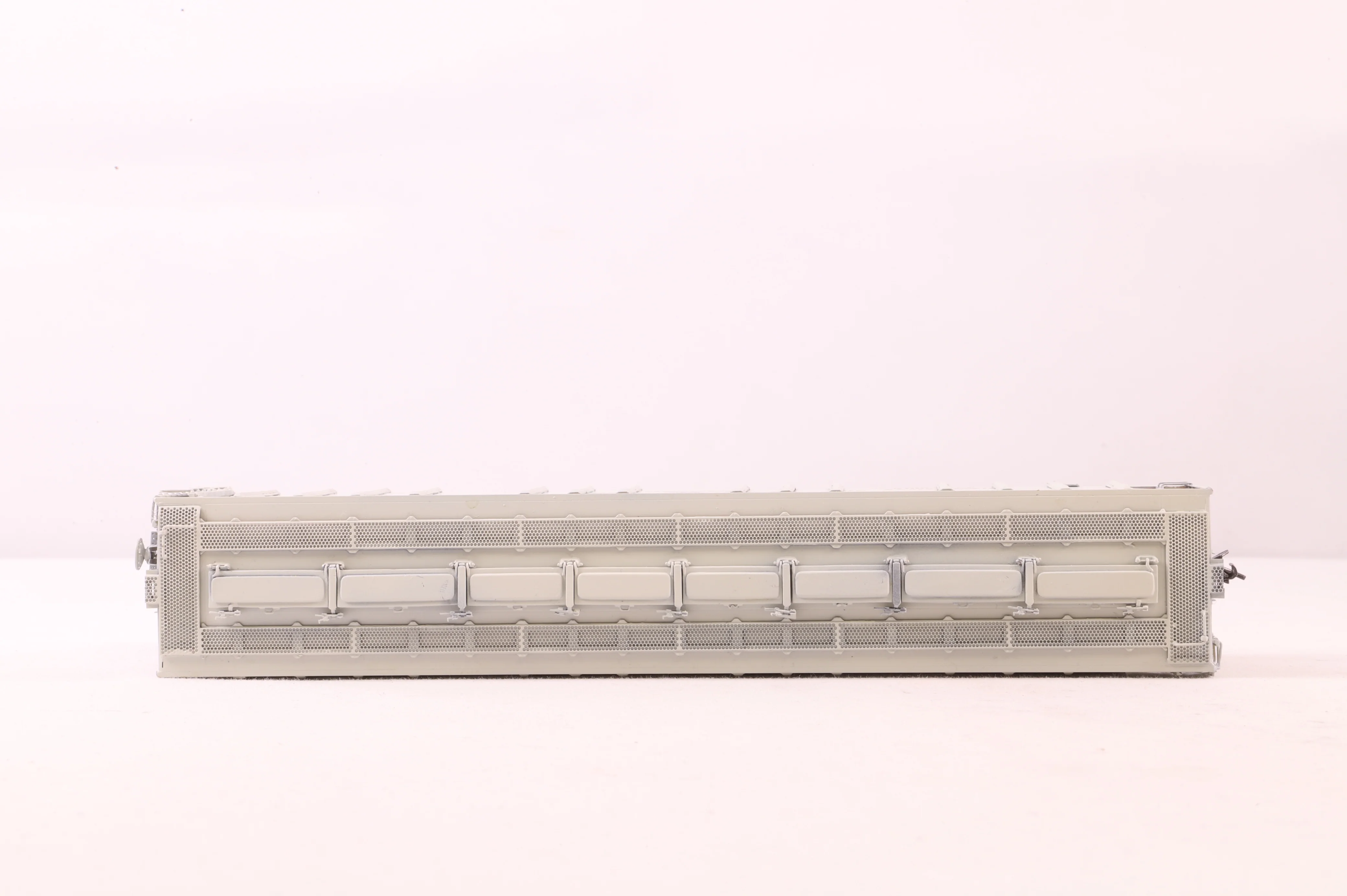 Overland Models HO Brass 3319 'Big John' Covered Hoppers w/ Centred Trough Hatches No.71742 in N&W Grey - Image 3
