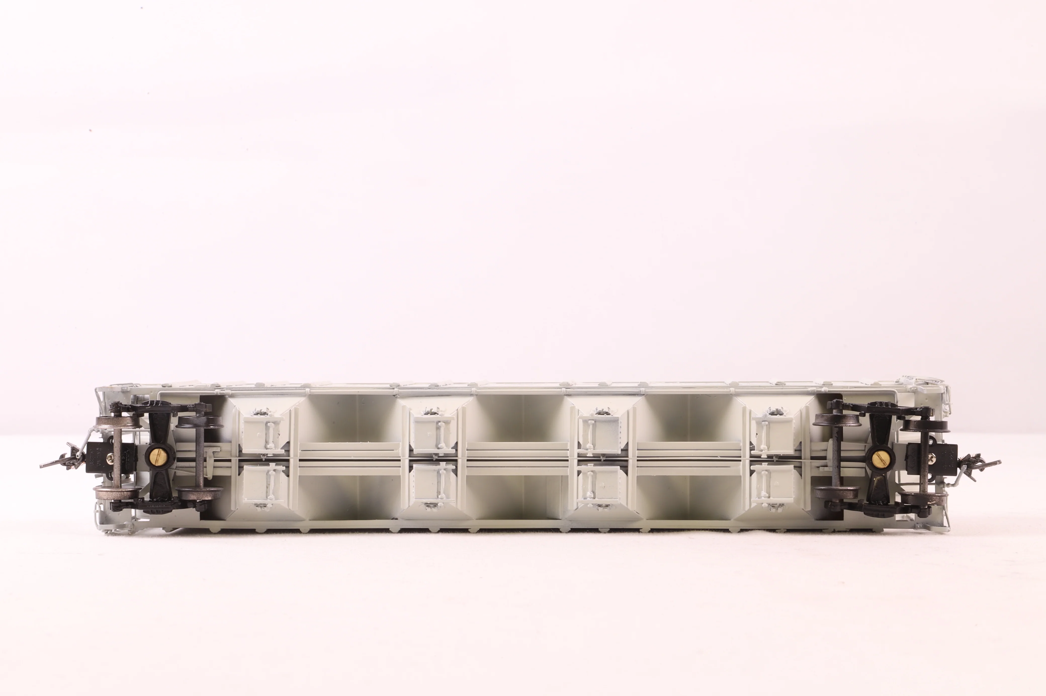 Overland Models HO Brass 3319 'Big John' Covered Hoppers w/ Centred Trough Hatches No.71742 in N&W Grey - Image 4