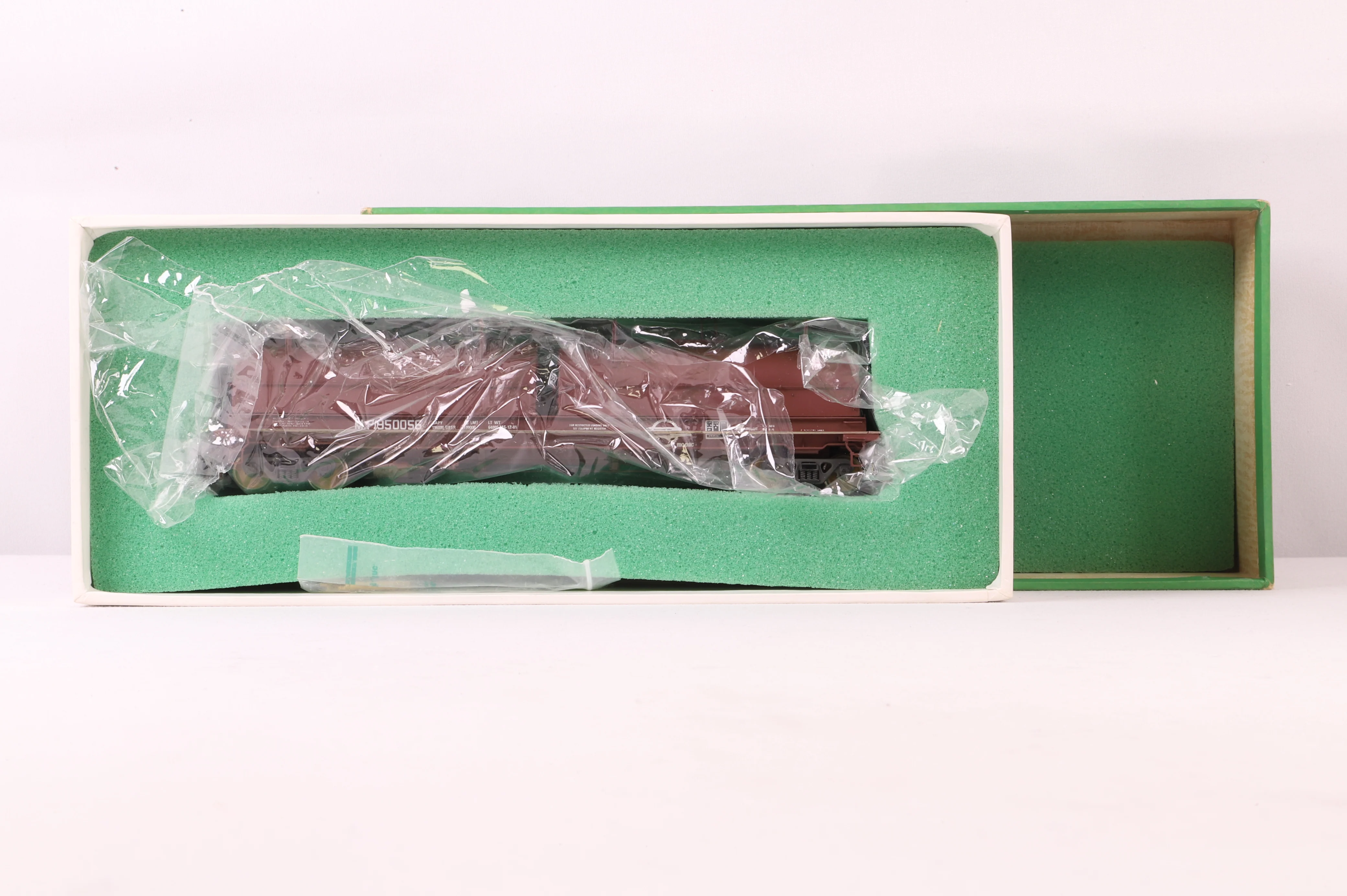 Overland Models HO Brass OMI-1357 Thrail Coil Steel Car No.950056 in Missouri Pacific Brown - Image 5