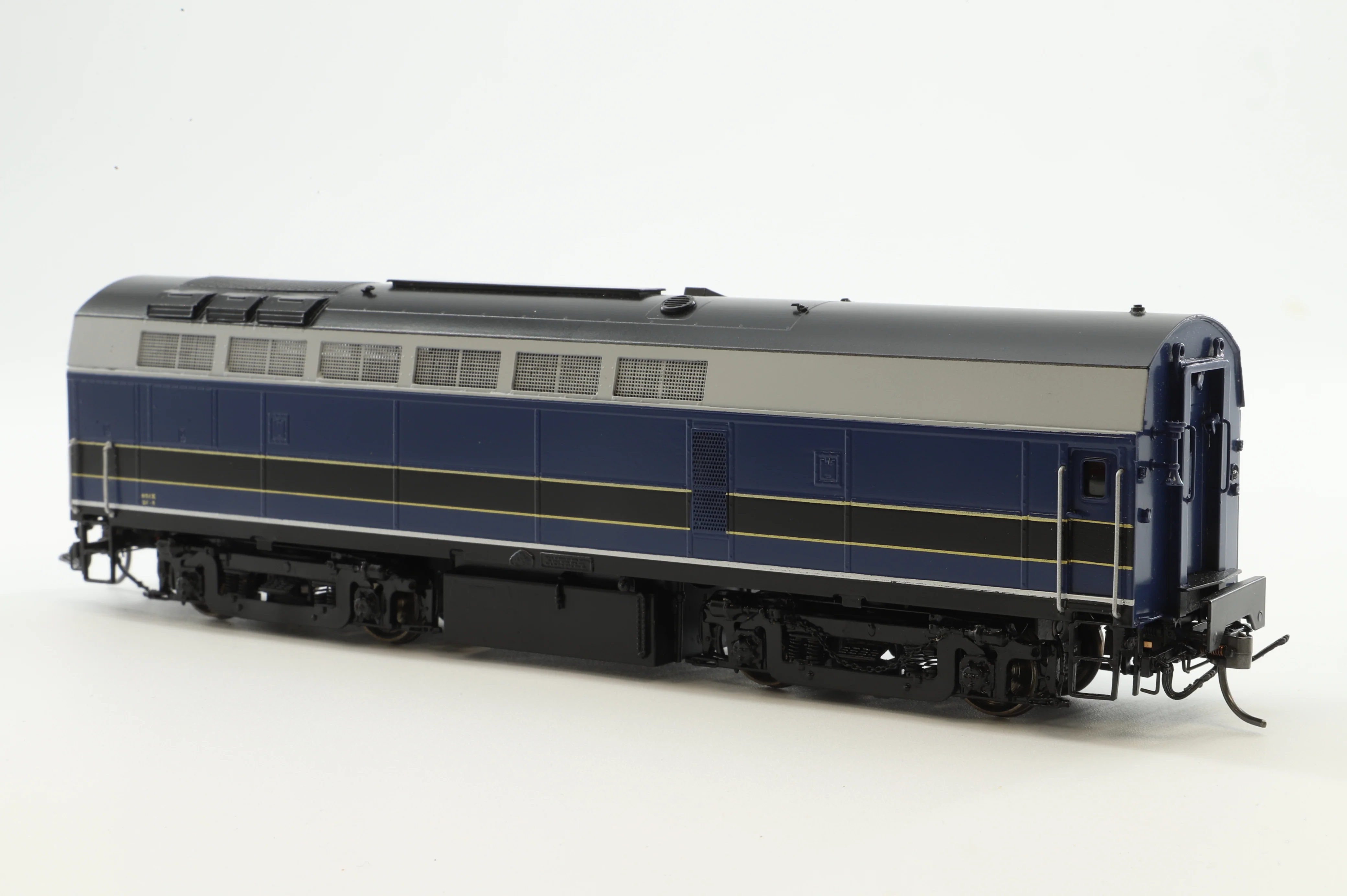 Overland Models HO Brass OMI-5662.1/3.1 Diesel loco set B&O RF-16 'Sharknose' RF16A/RFB16B/RF15A(5658.1) Set - Image 7