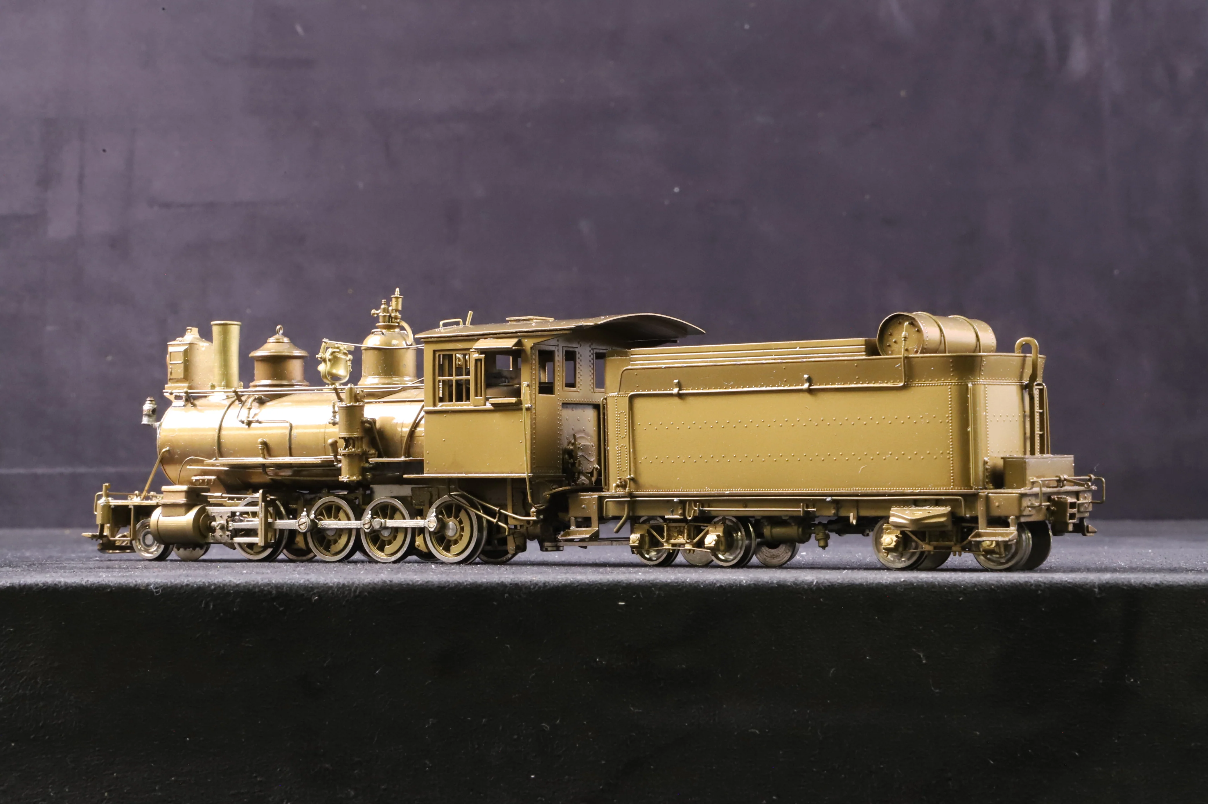 PFM Sn3 R.G.S 40 C-19 Class 2-8-0 Unpainted - Image 2