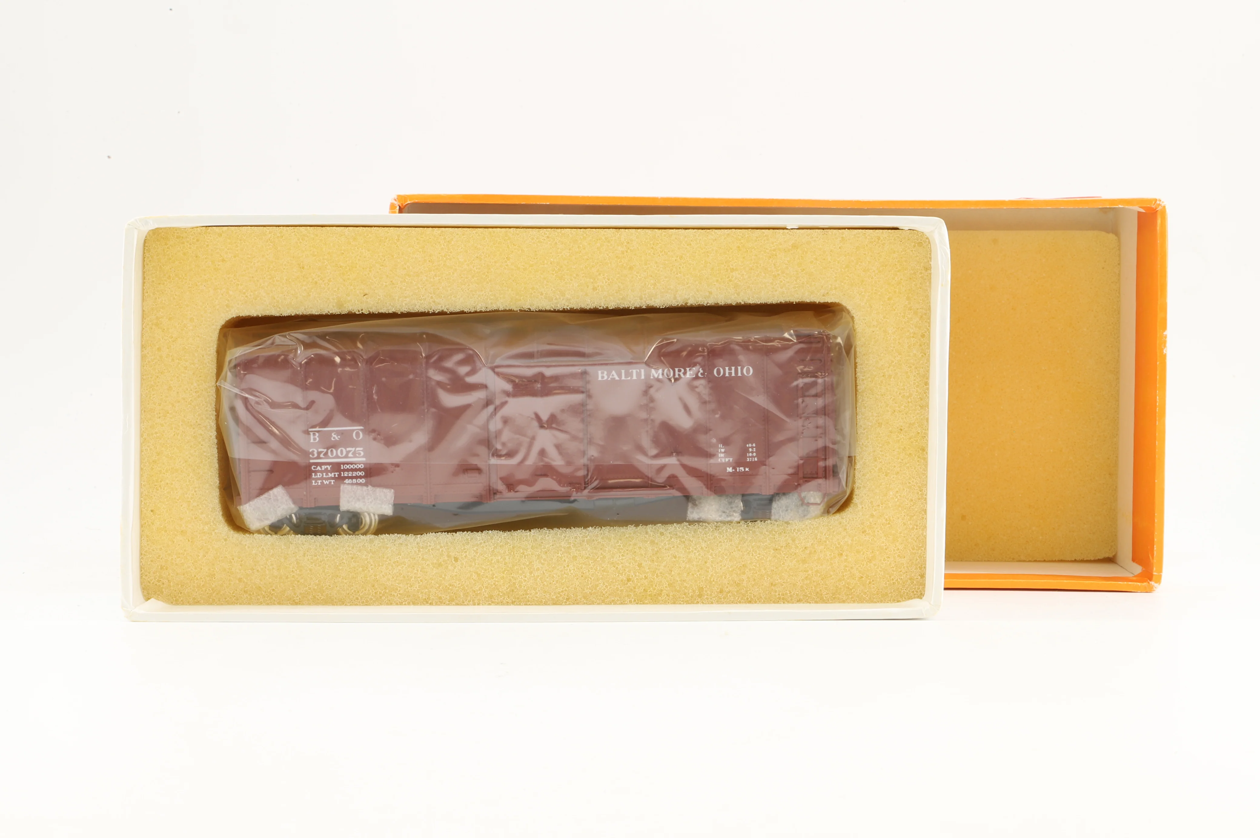Precision Models HO Brass 15734.1 Box car B&O Class M15K Round Roof '370075' - Image 5