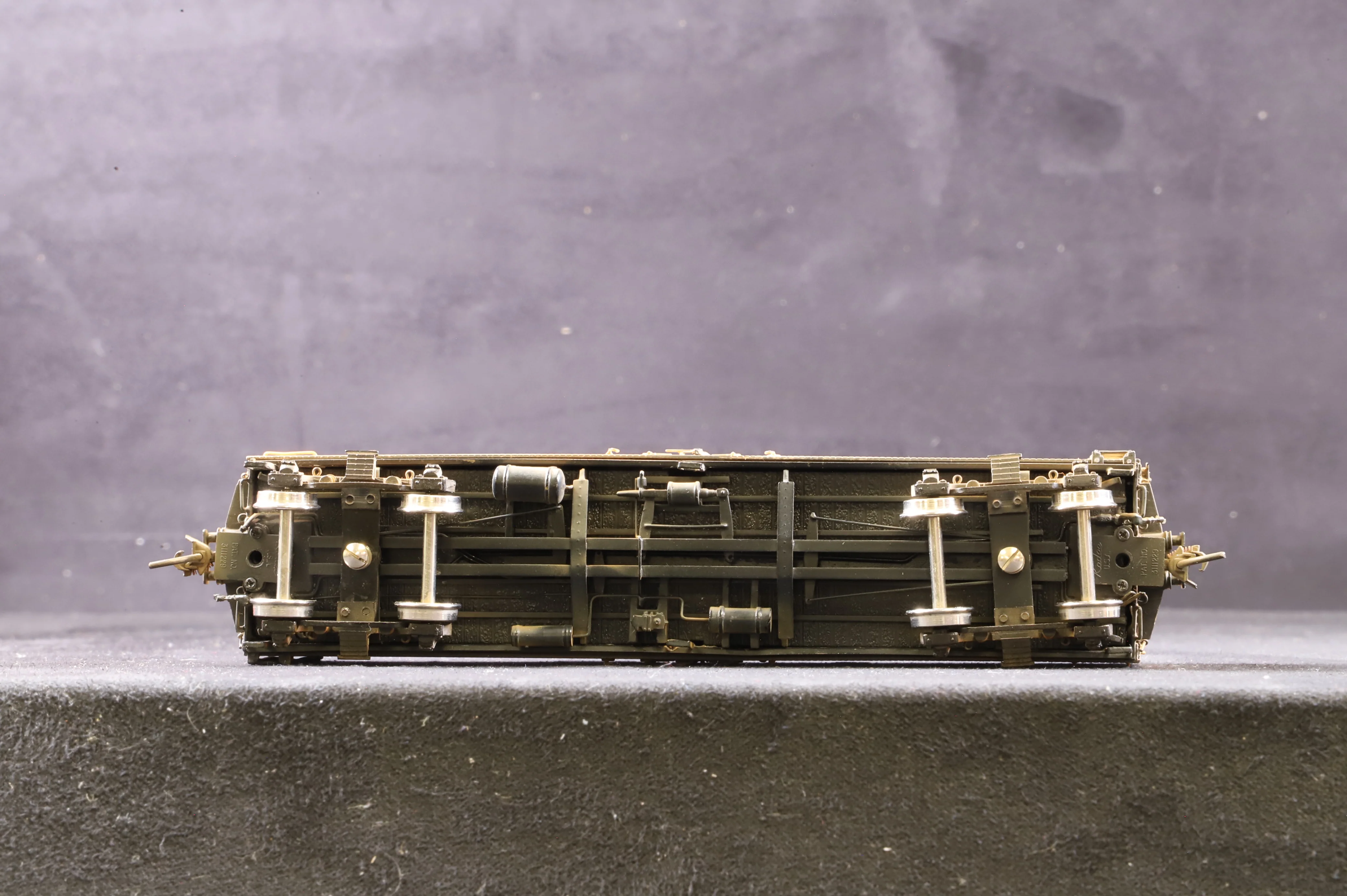 Precision Scale Co/Ironhorse Models HO Brass 41' Peaked Roof Milk Car, Fairfield Farms #100, Weathered - Image 2