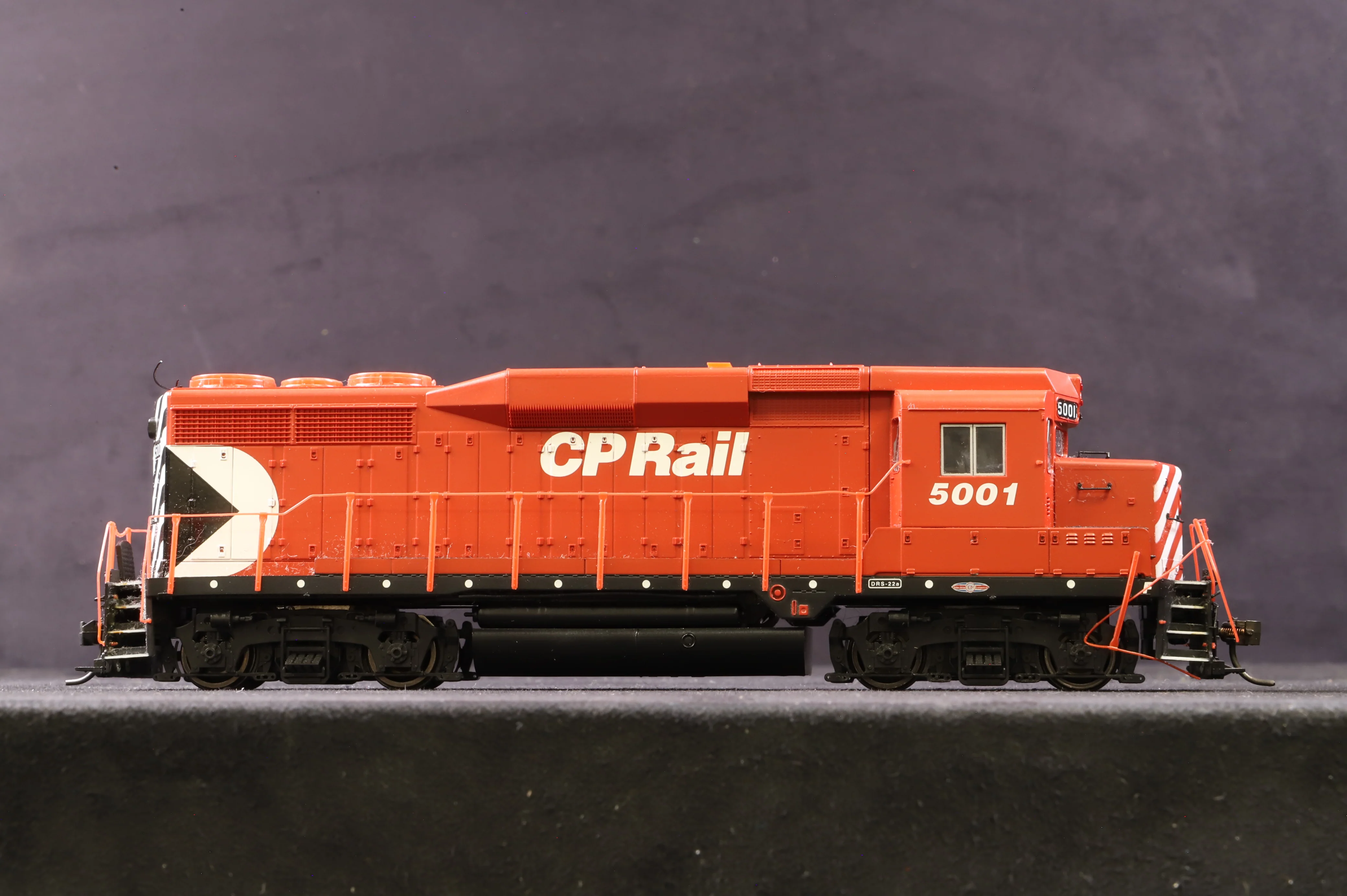 Proto 2000 Series HO GP30 High Hood Diesel Locomotive DCC Sound - Image 2
