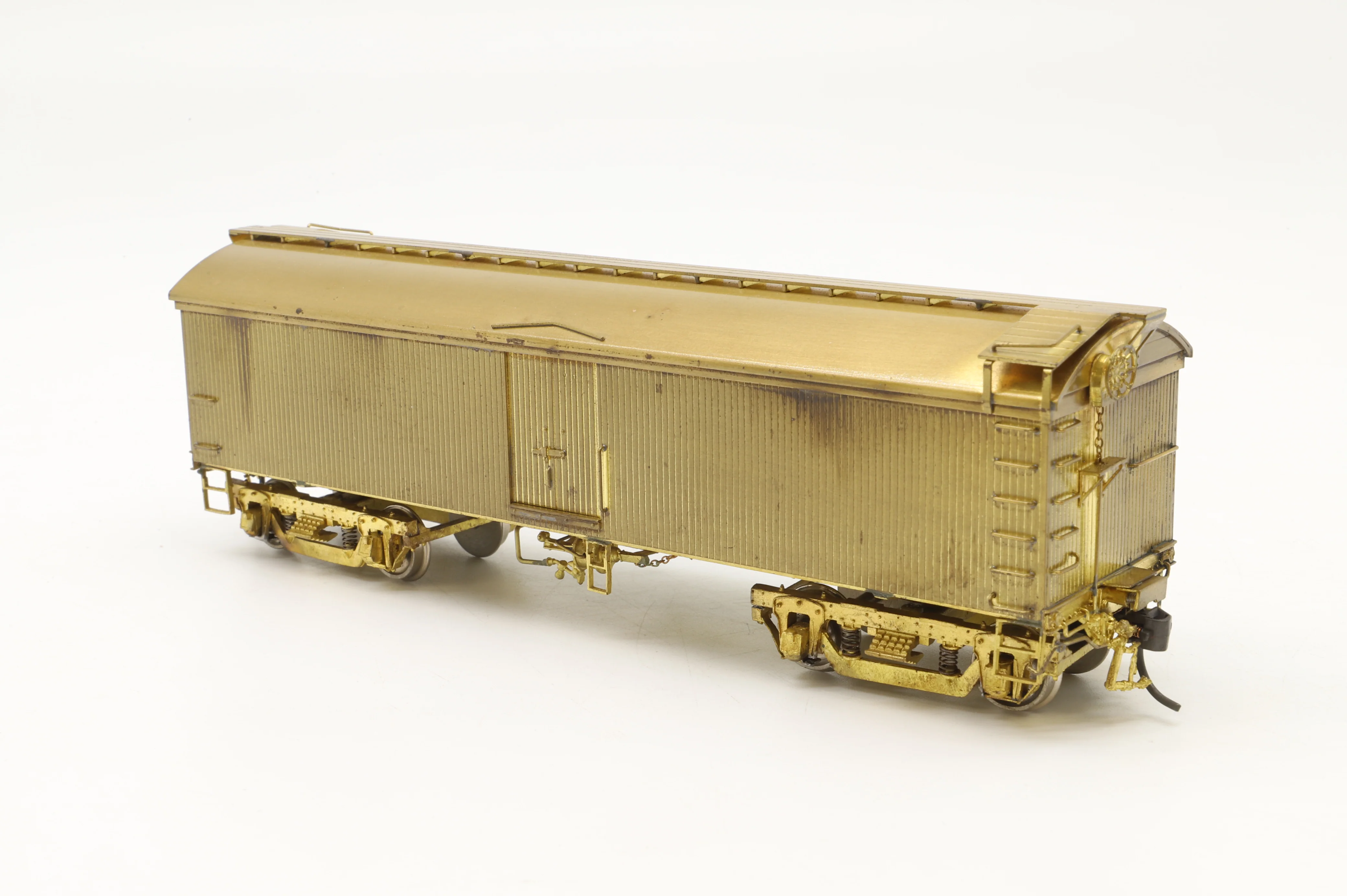 Rail Works Ltd/Woosung Brass Models HO Brass Lackawanna 42' Wood Milk Car, Ctr. roof walk, no hatches, Plain Brass - Image 2