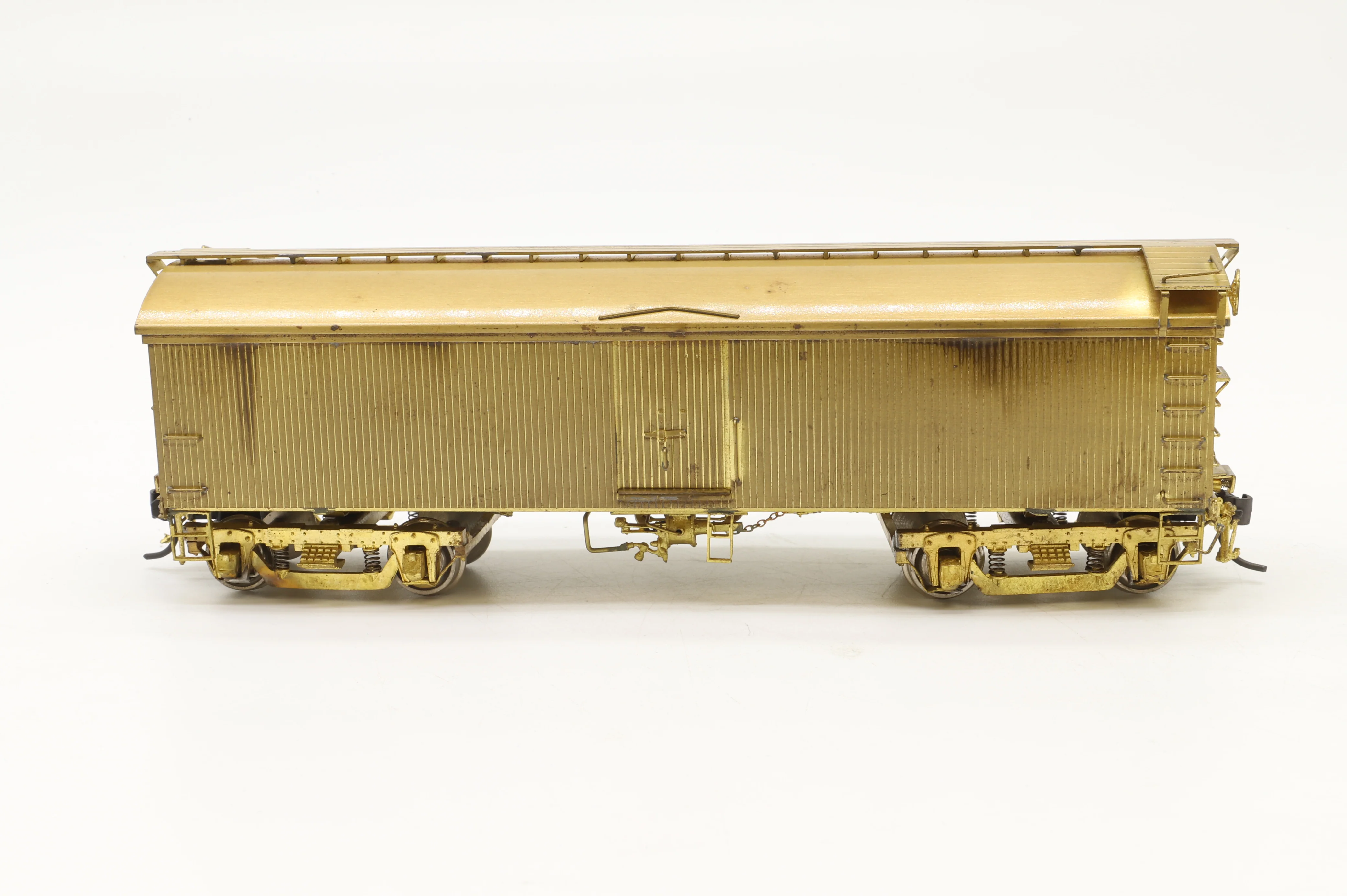 Rail Works Ltd/Woosung Brass Models HO Brass Lackawanna 42' Wood Milk Car, Ctr. roof walk, no hatches, Plain Brass - Image 3