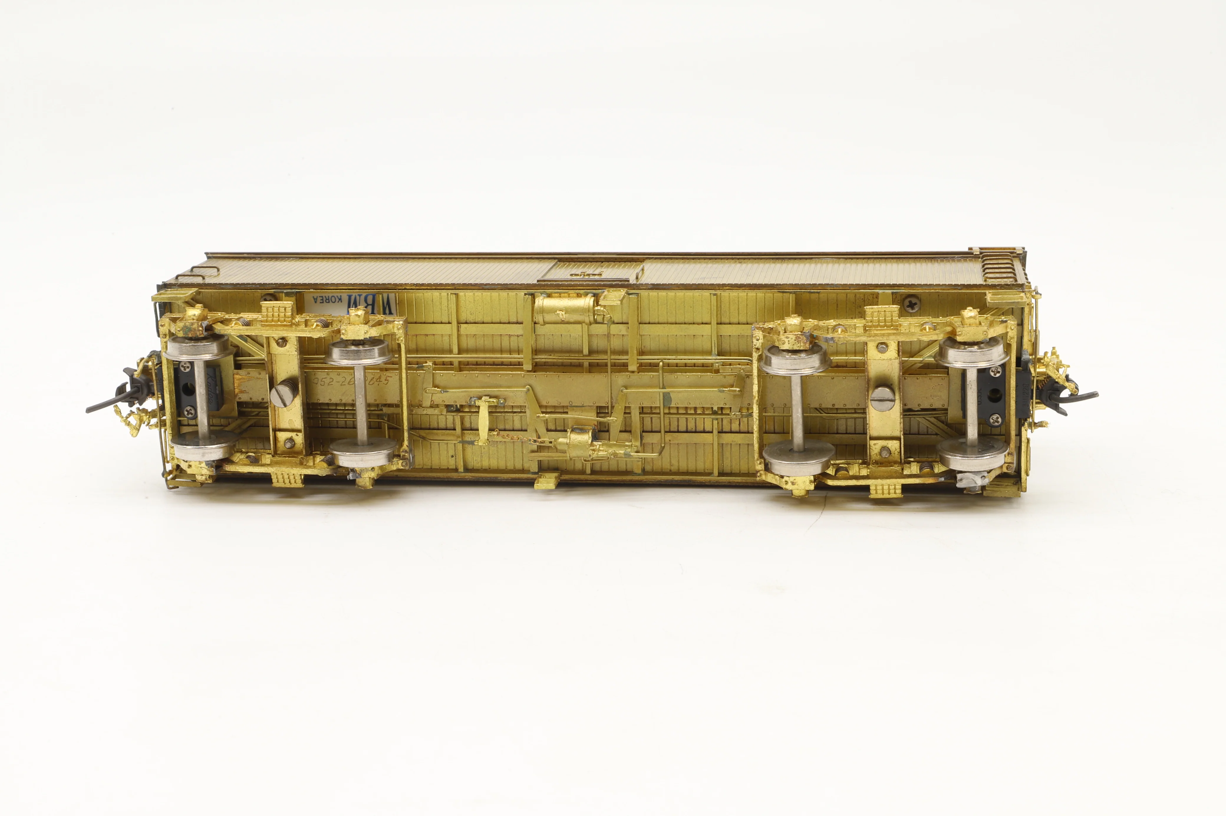 Rail Works Ltd/Woosung Brass Models HO Brass Lackawanna 42' Wood Milk Car, Ctr. roof walk, no hatches, Plain Brass - Image 5