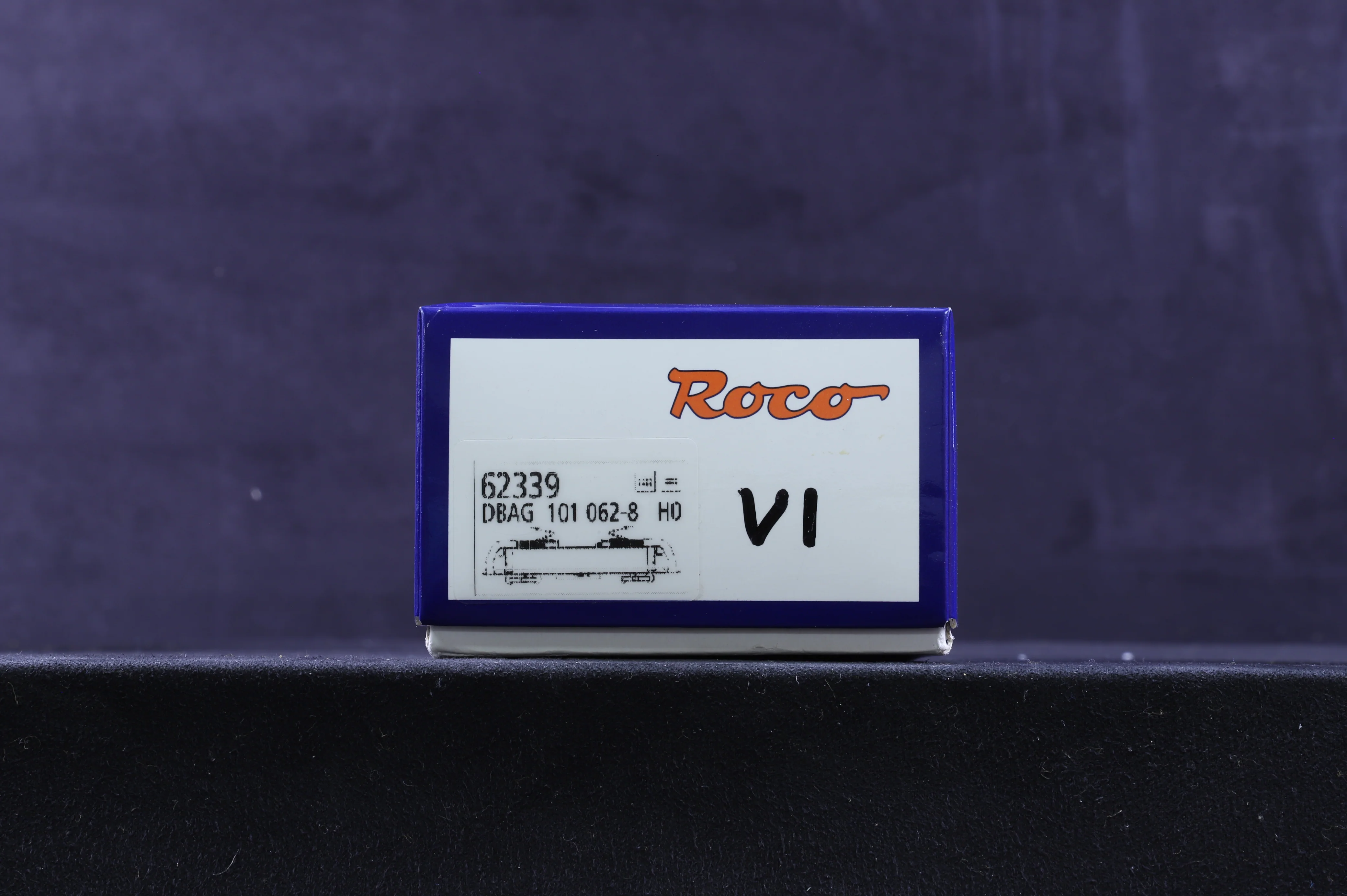 Roco HO 62339 BR101 101062-8 in DB Red - Image 3