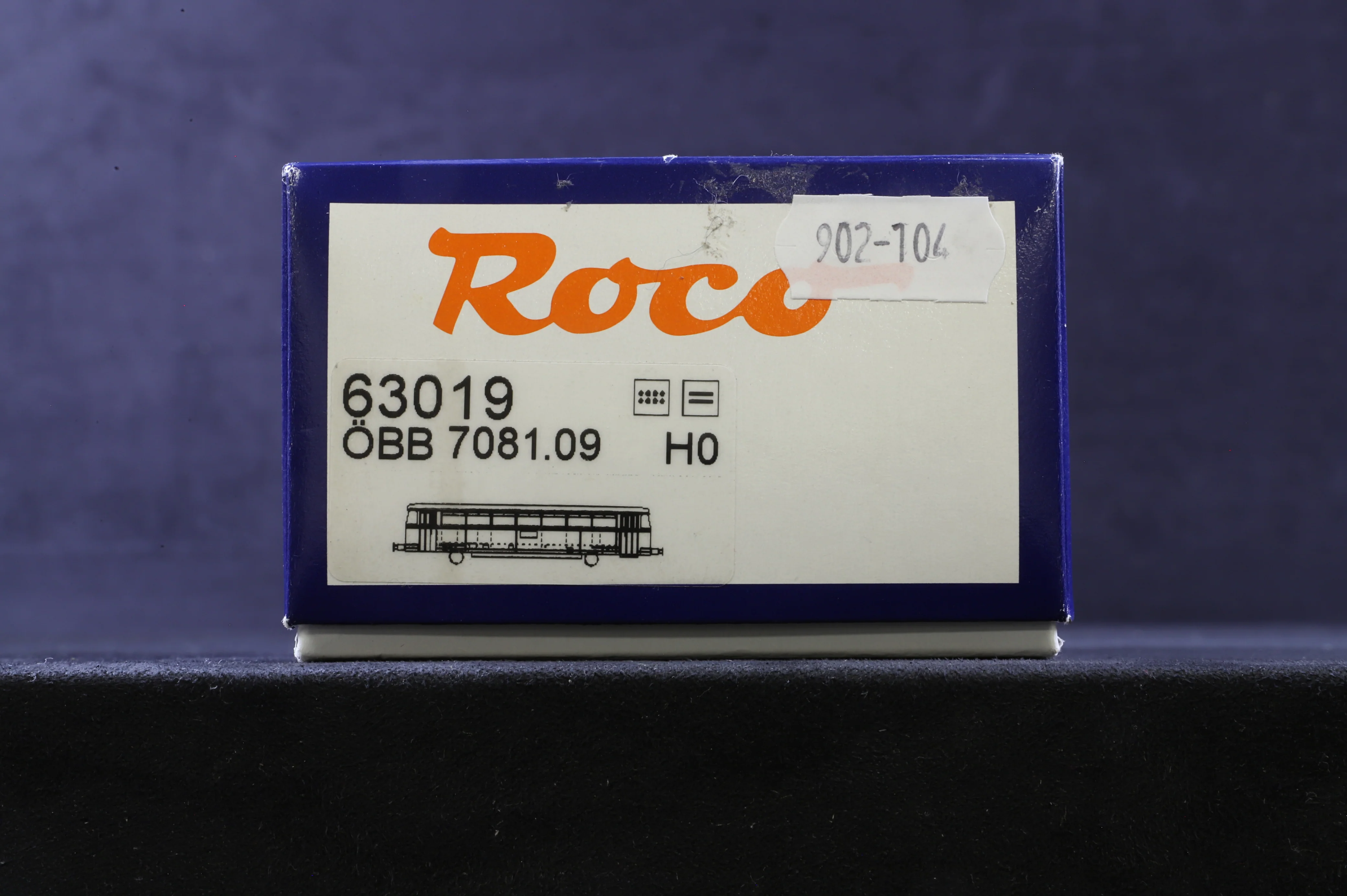 Roco HO 63019 7081.09 OBB Dummy Locomotive - Image 3