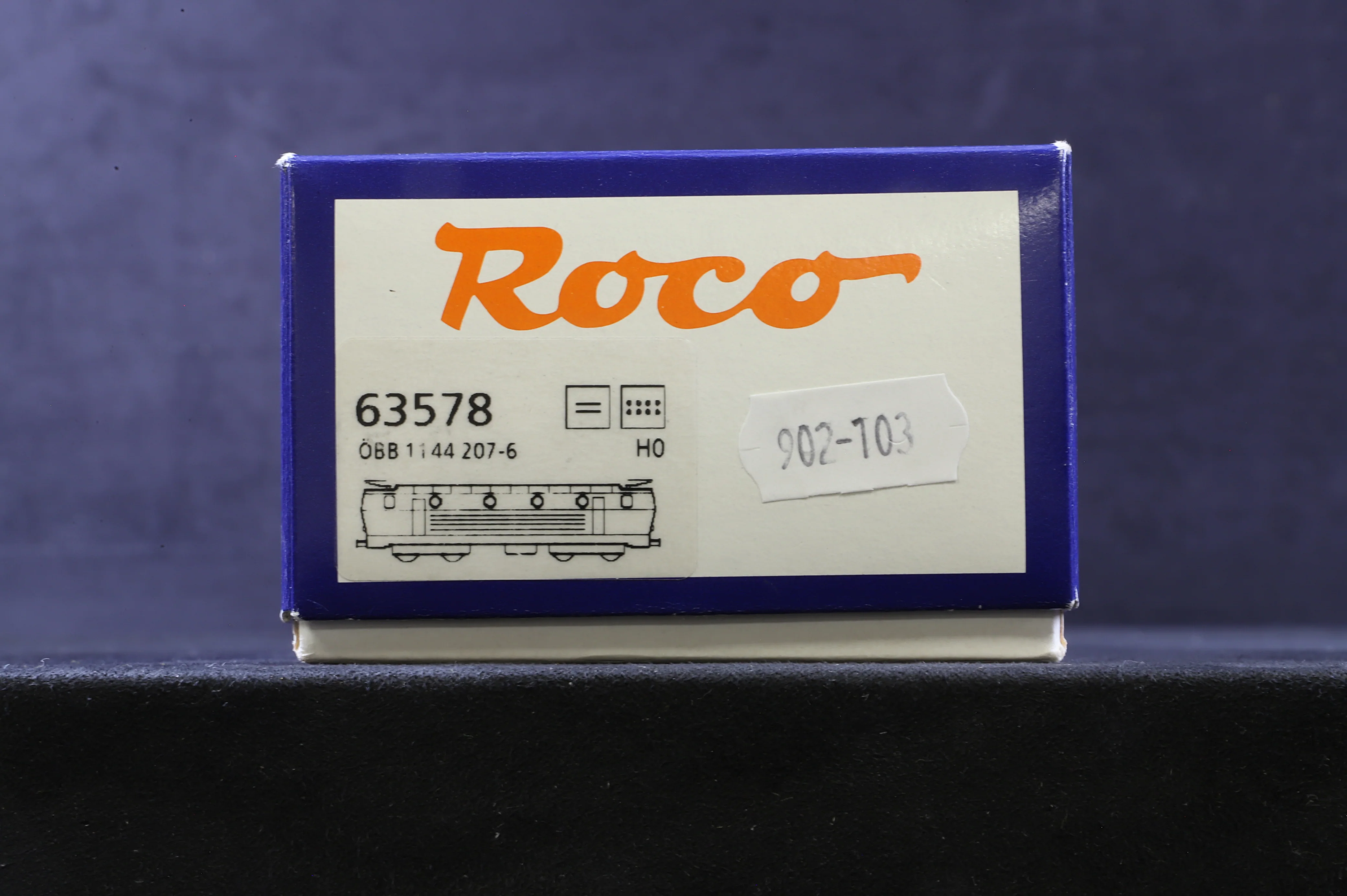 Roco HO 63578 OBB 1144 207-6 Electric Locomotive - Image 6