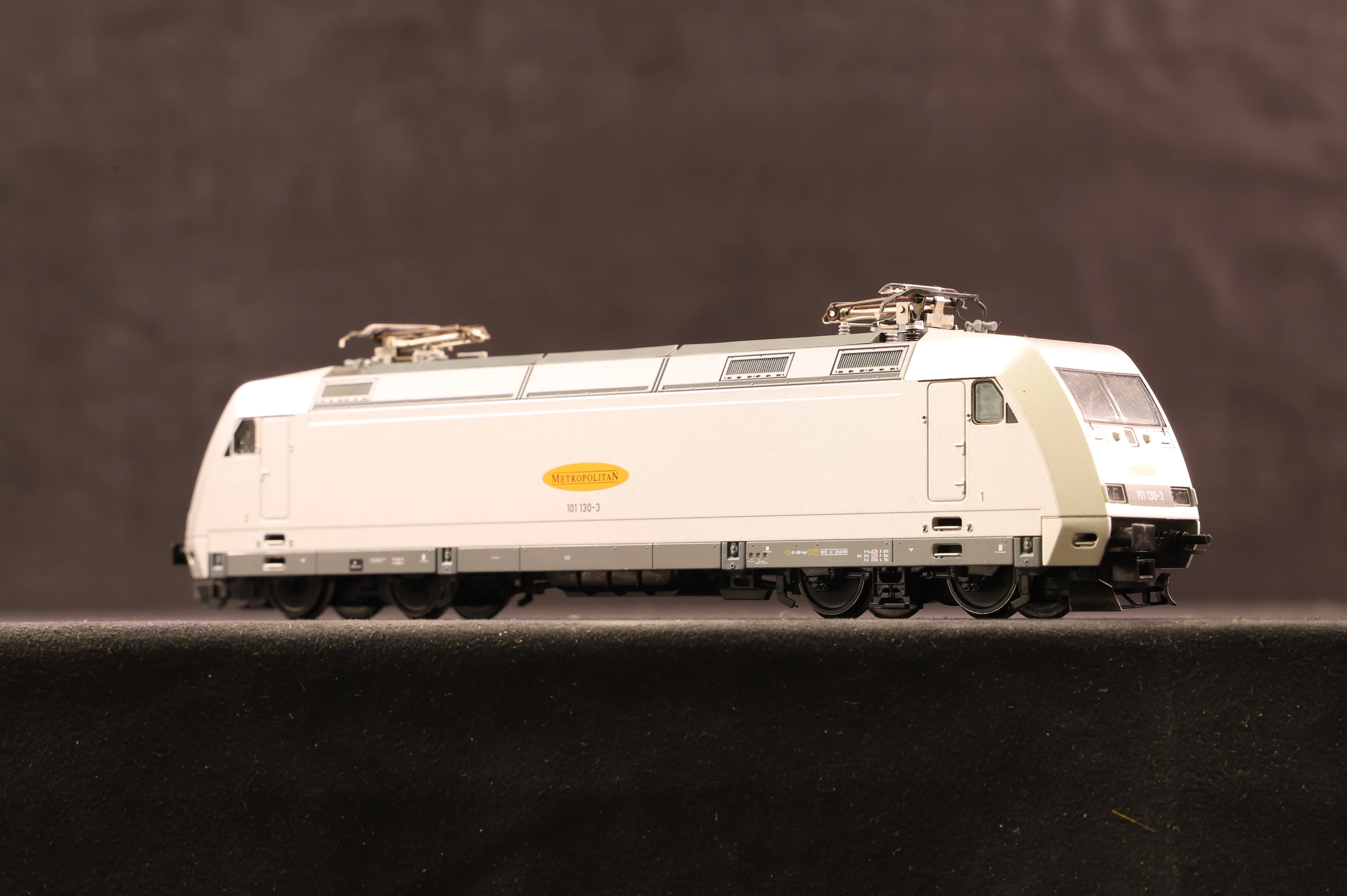 Roco HO 63720 BR 101 Electric '101 130-3' 'Metropolitan'