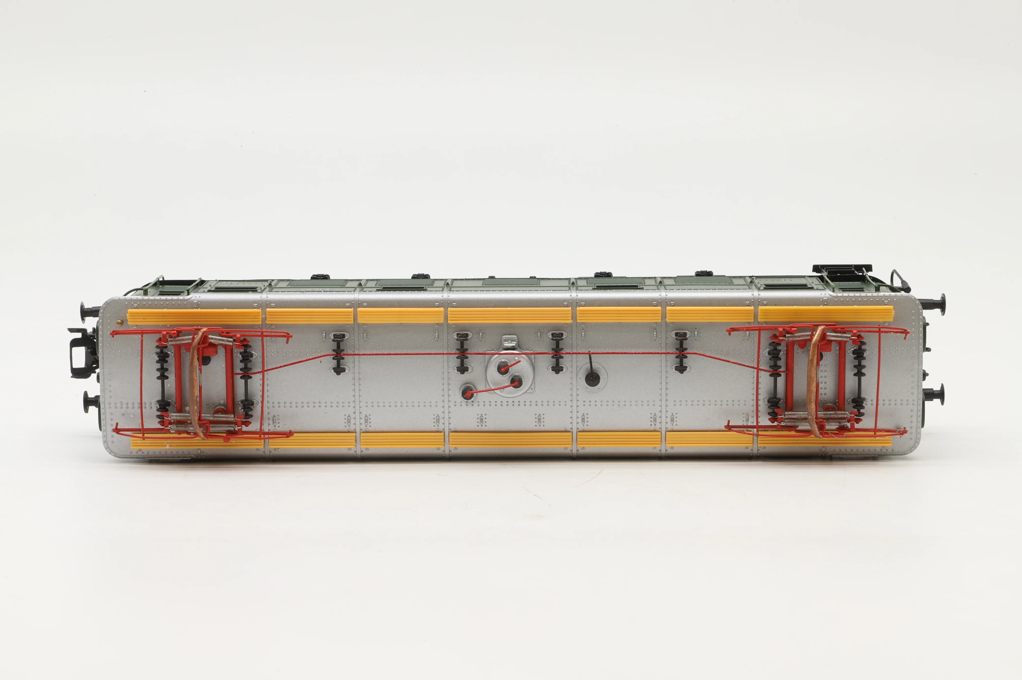 Roco HO 69622 E16 Overhead Electric Locomotive DR 3 Rail DCC Fitted - Image 6