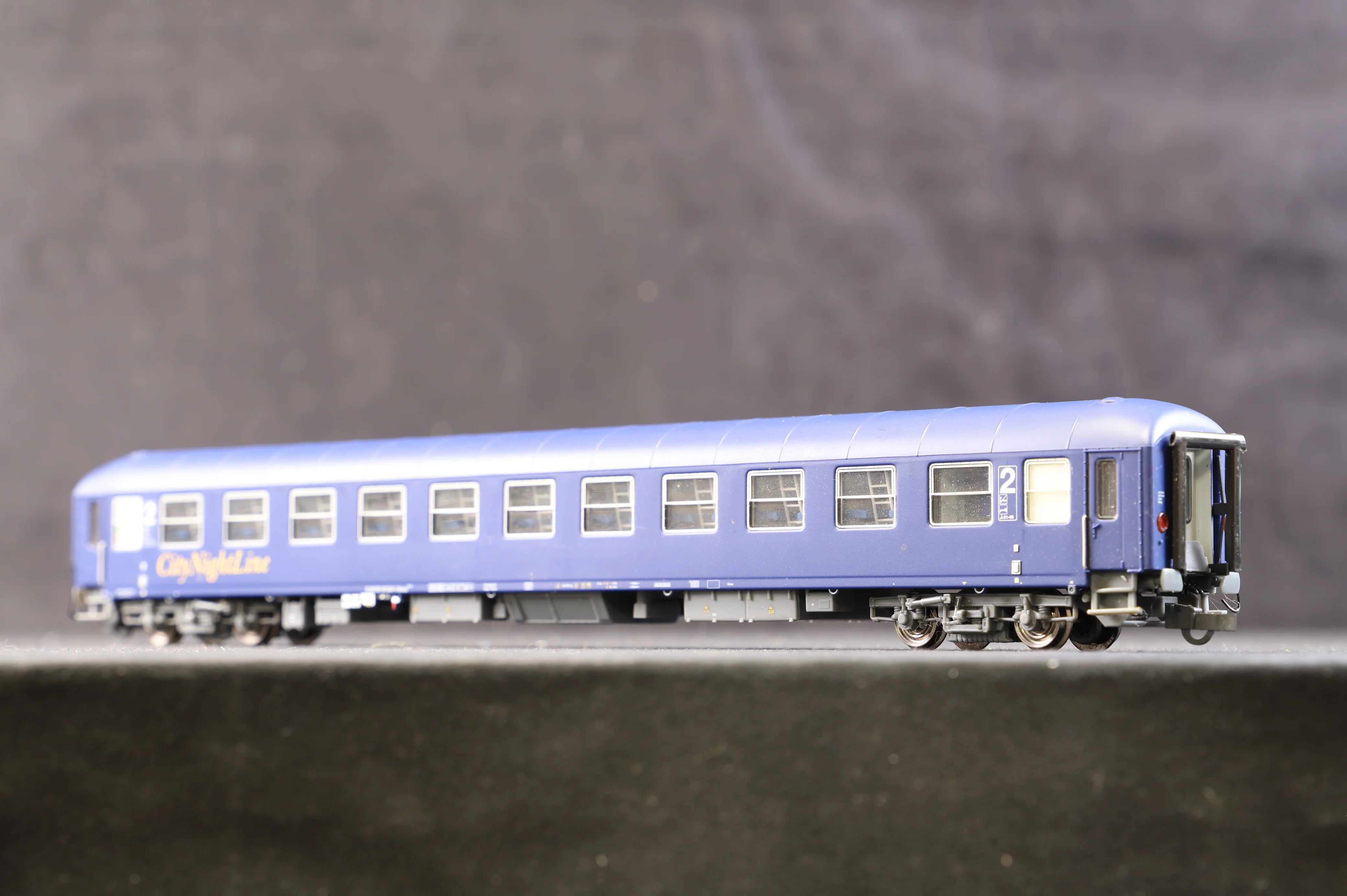 Roco/LS Models HO CityNightLine Sleeper Train - Image 10