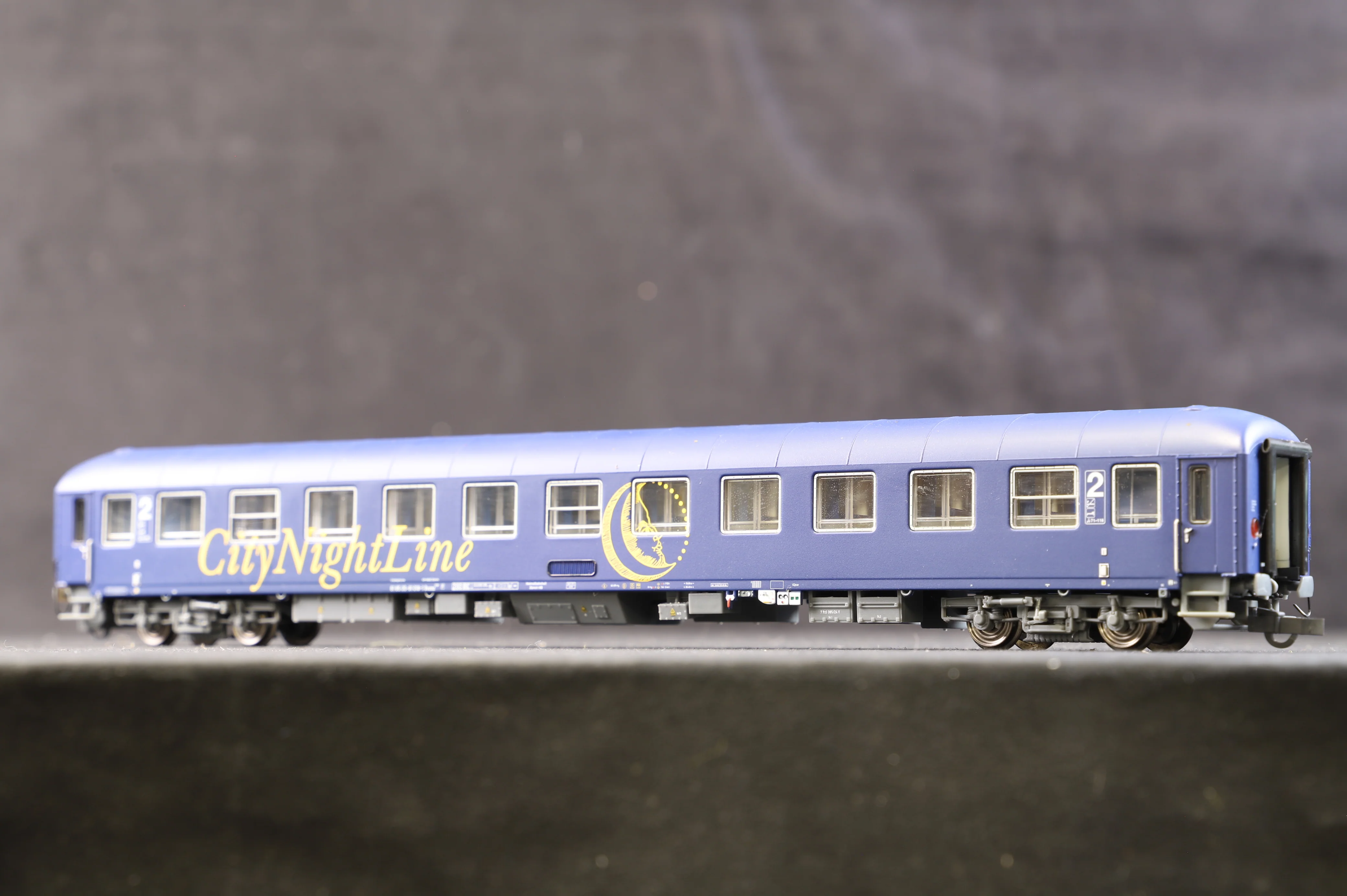 Roco/LS Models HO CityNightLine Sleeper Train - Image 15