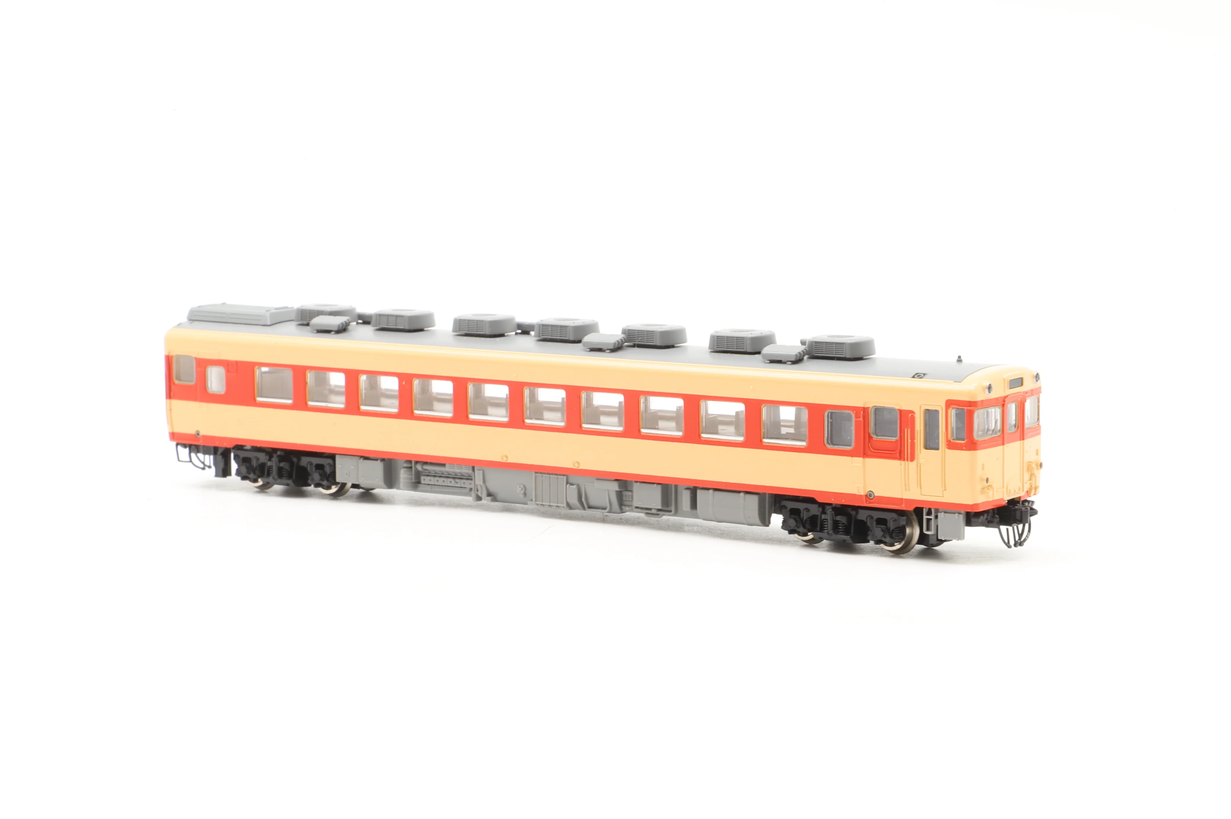 Tomix N 2428 KIHA65 Diesel Railcar Unit in JR Red/Cream