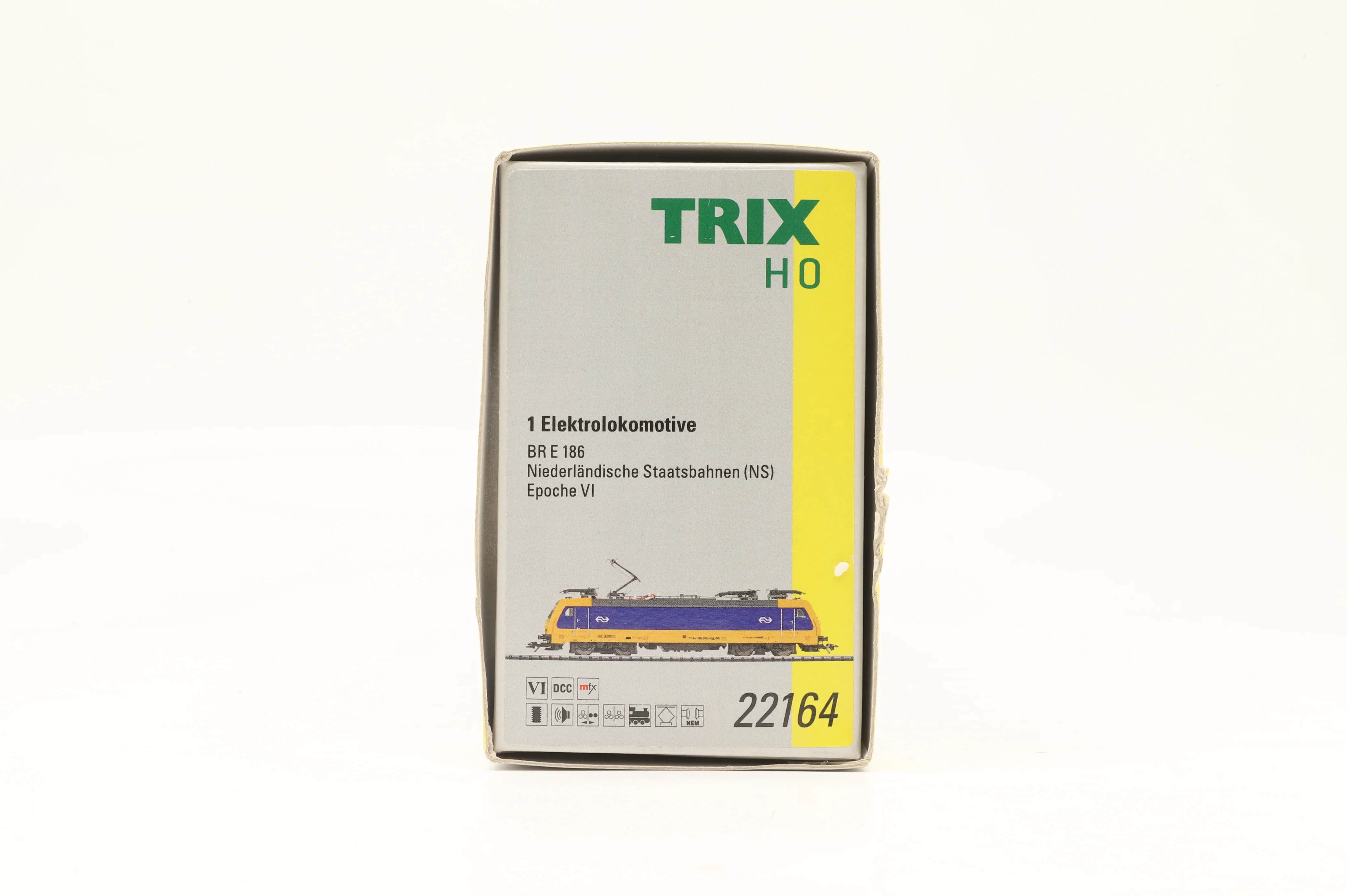 Trix HO 22164 BR E 186 Electric Locomotive DCC Sound - Image 3