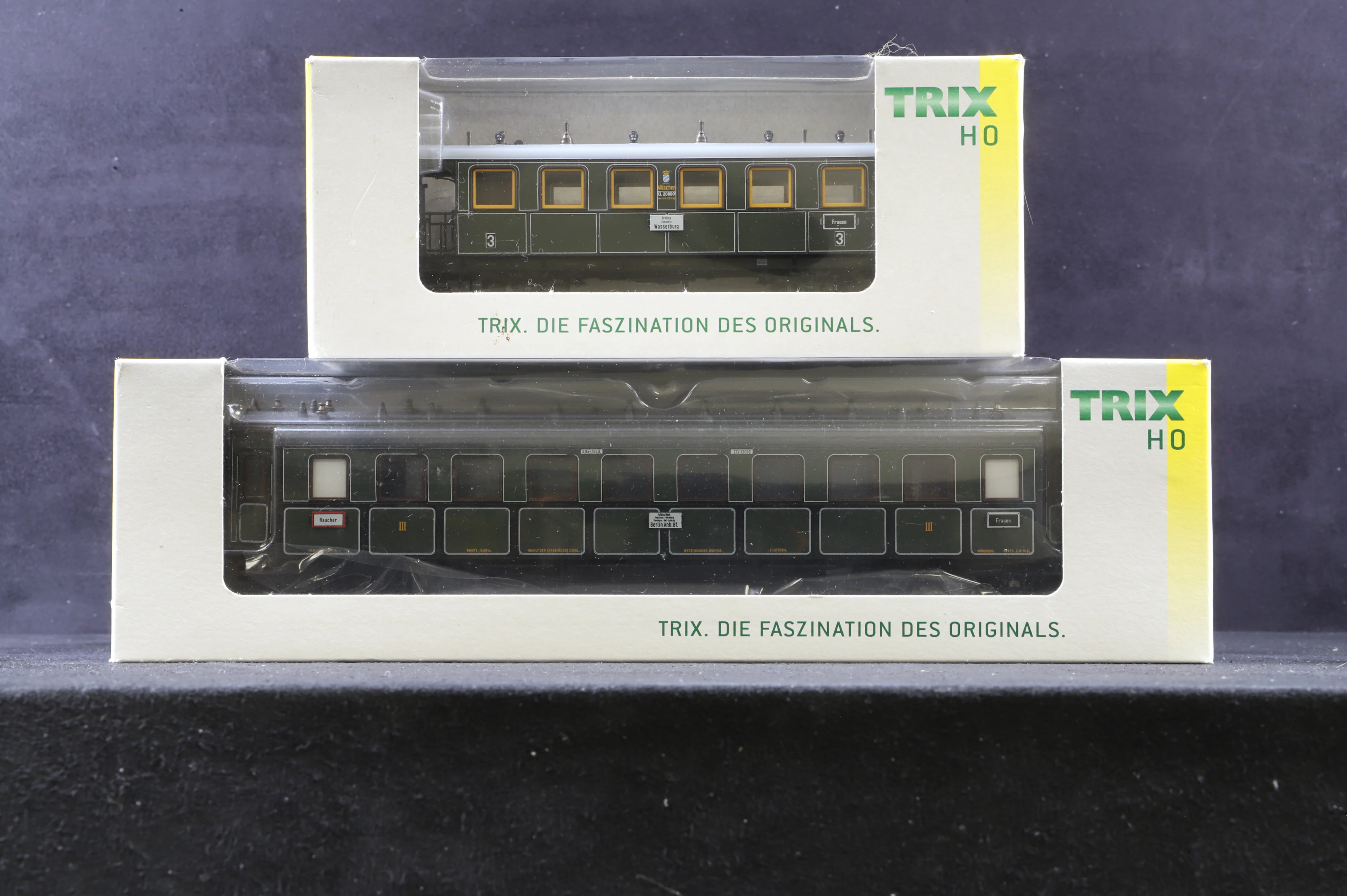Trix HO 23472 & 23226 K.Bay.Sts.B/Ep.I Pair of Coaches