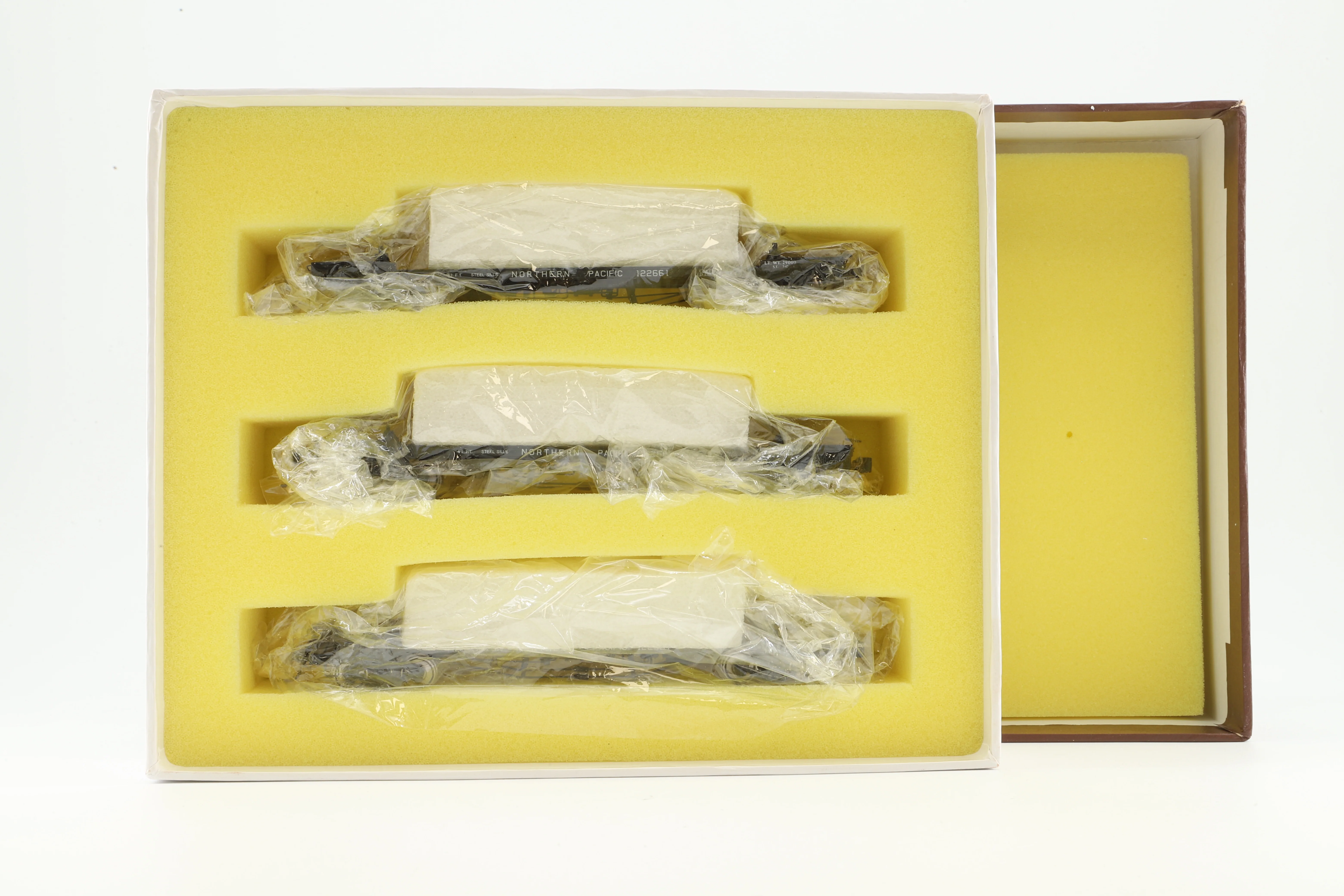 W&R Enterprises HO Brass 3235 Box Car NP Truss Rod - Image 5