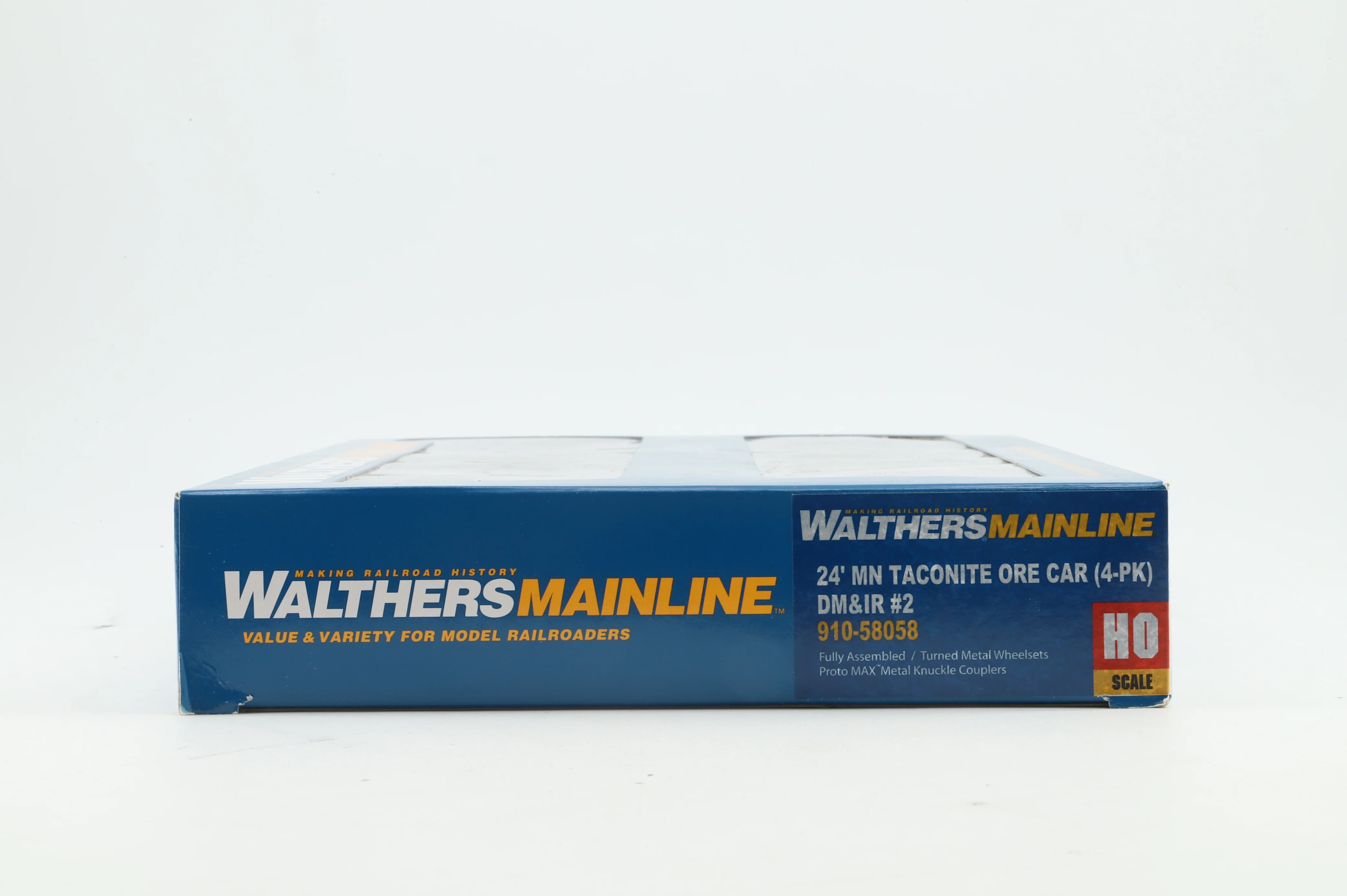Walthers HO 910-58058 4-Pack of 24' MN Taconite Ore Cars in DM&IR Brown/Yellow - Image 2