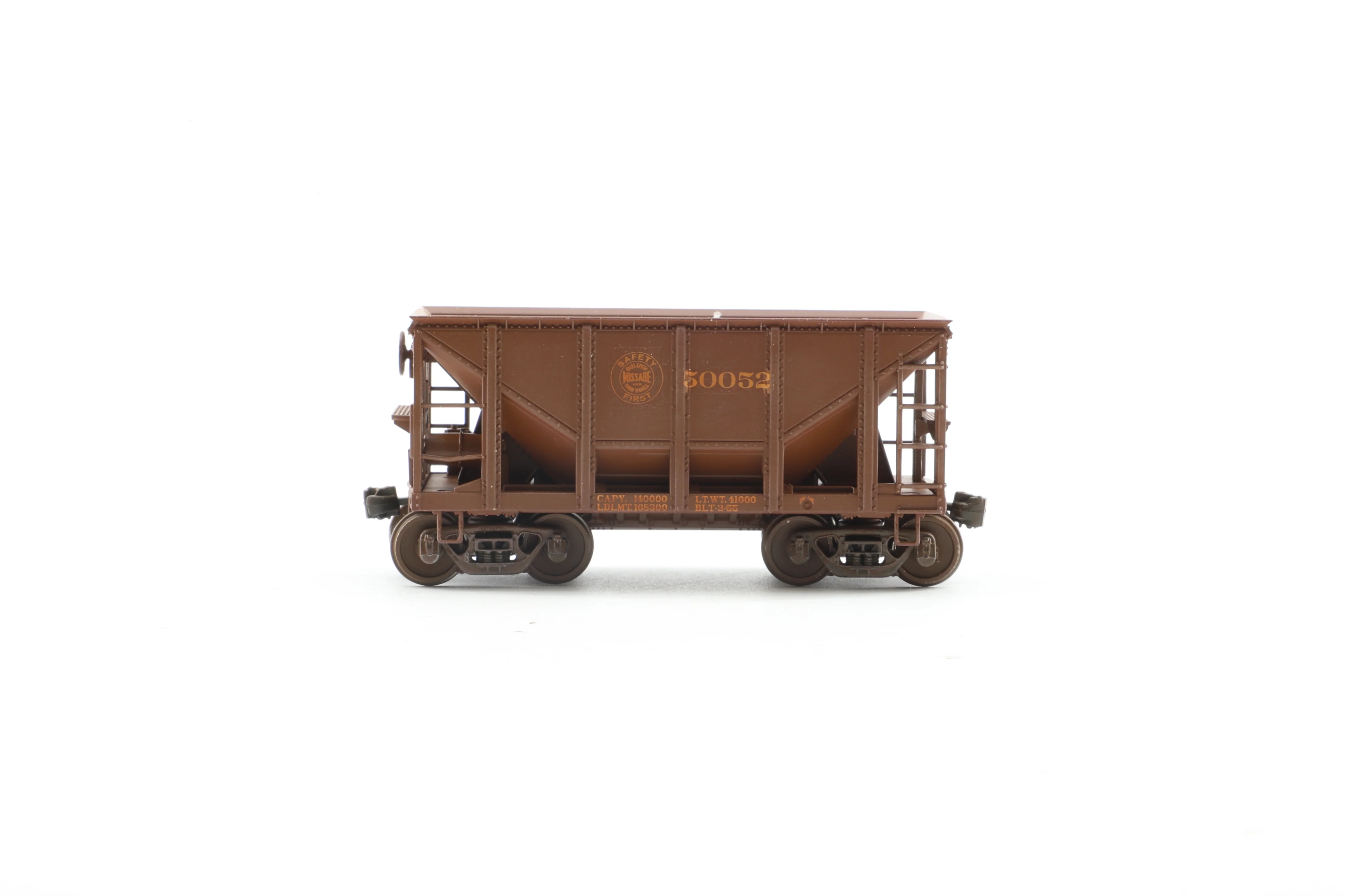 Walthers HO 932-40506 12-Pack of Michigan Ore Cars in DMIR Brown - Pro-Customised/Weathered - Image 2