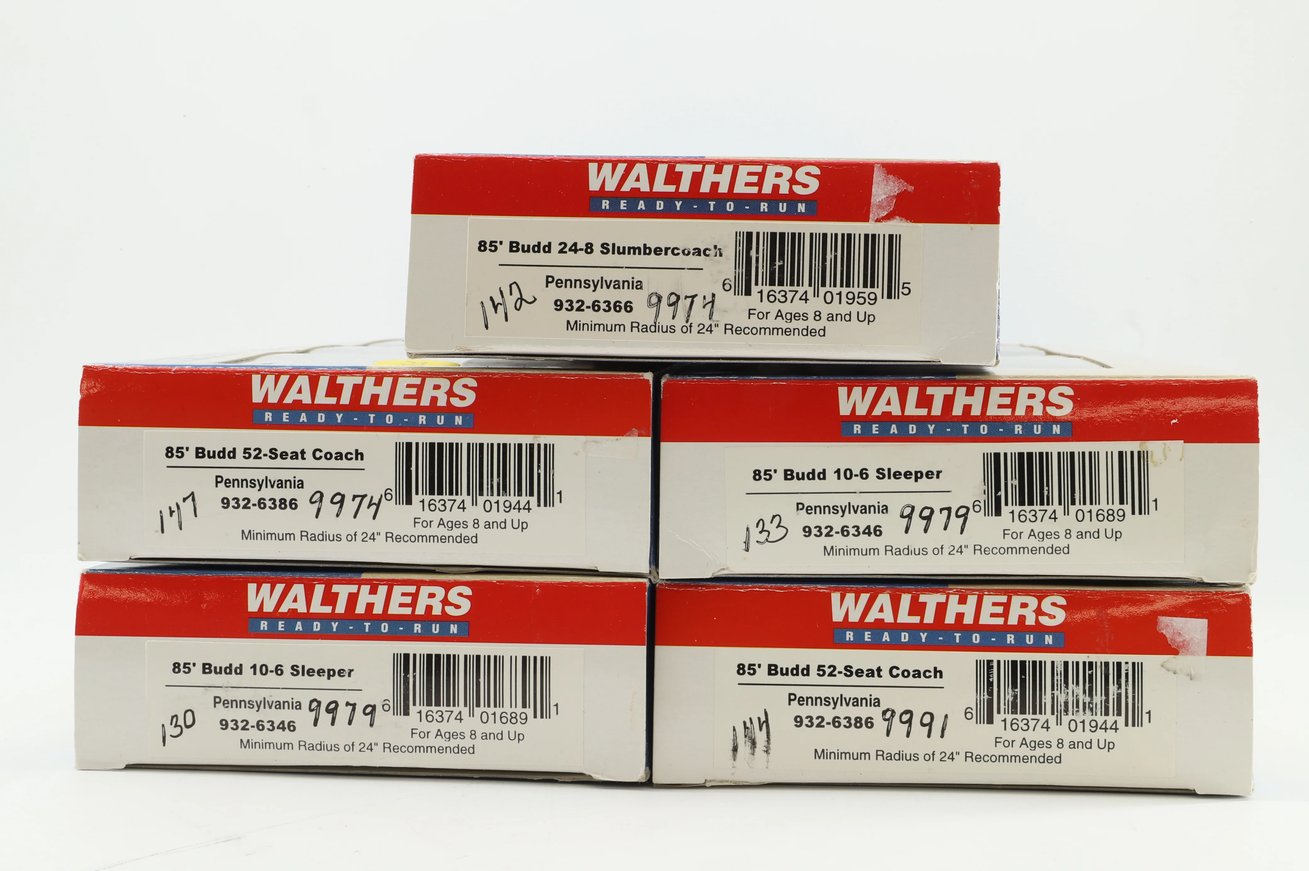 Walthers HO Rake Of 5 85' Pennsylvania Coaches Inc. 932-6346, 932-6386, 932-6366, 932-6386 & 932-6346 - Image 2