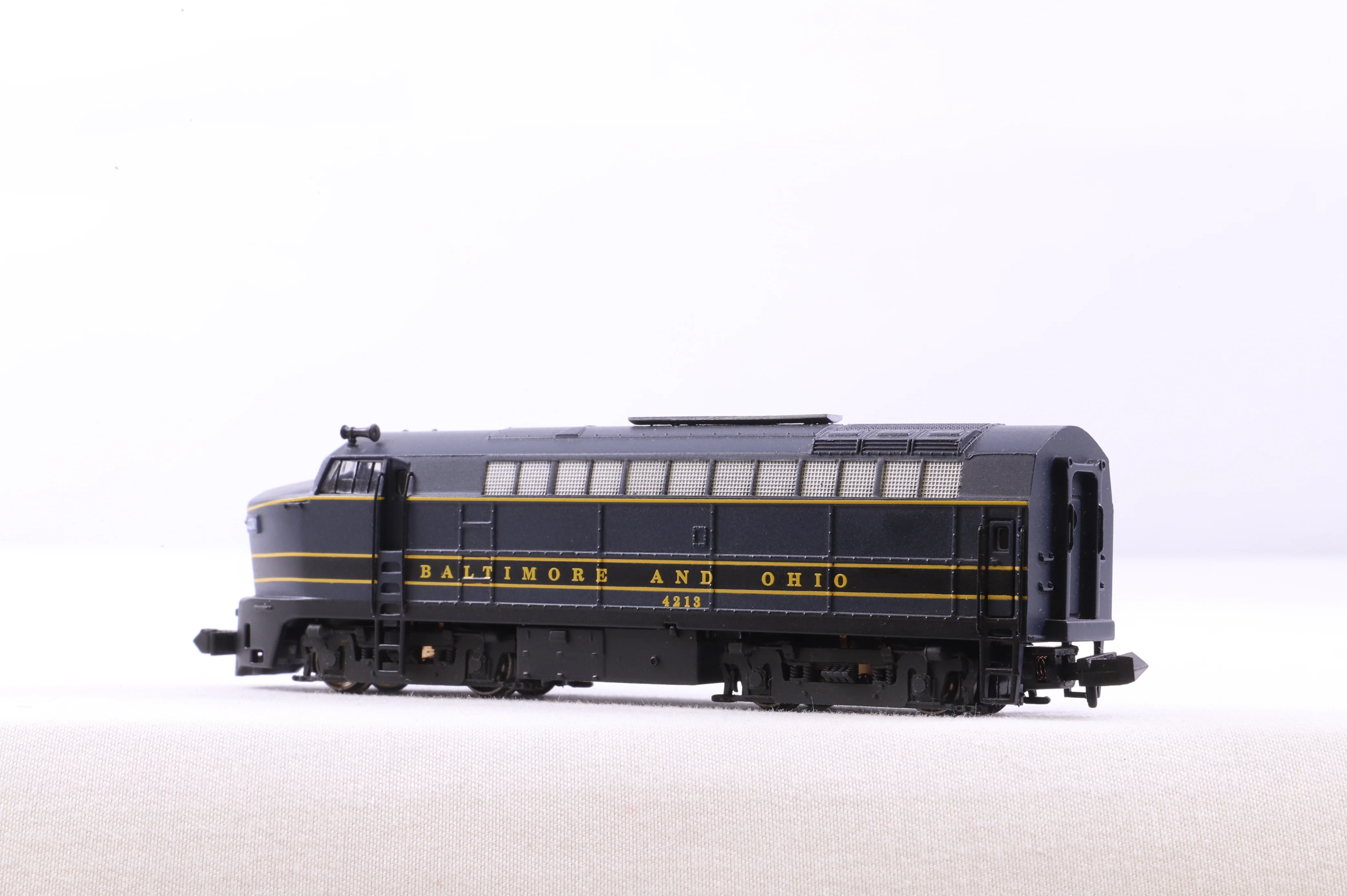 WORKSHOP E-R Models N 040-7308-1 B&O 2nd Generation Baldwin RF-16 Sharknose Set - Image 3