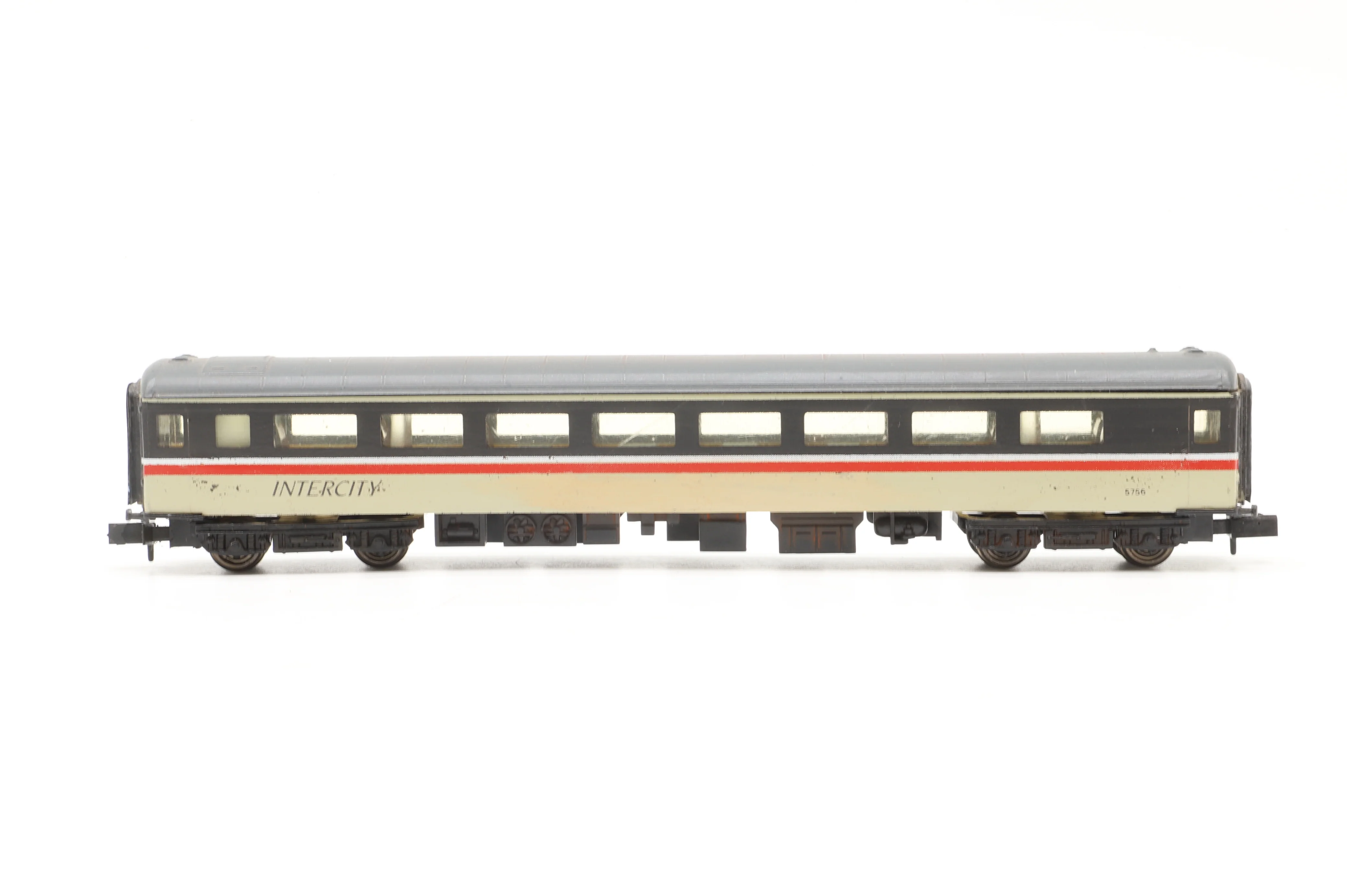 WORKSHOP Graham Farish N Rake of 3x Mk2s & 1x Mk1 BG in BR Intercity Executive Livery - Image 4