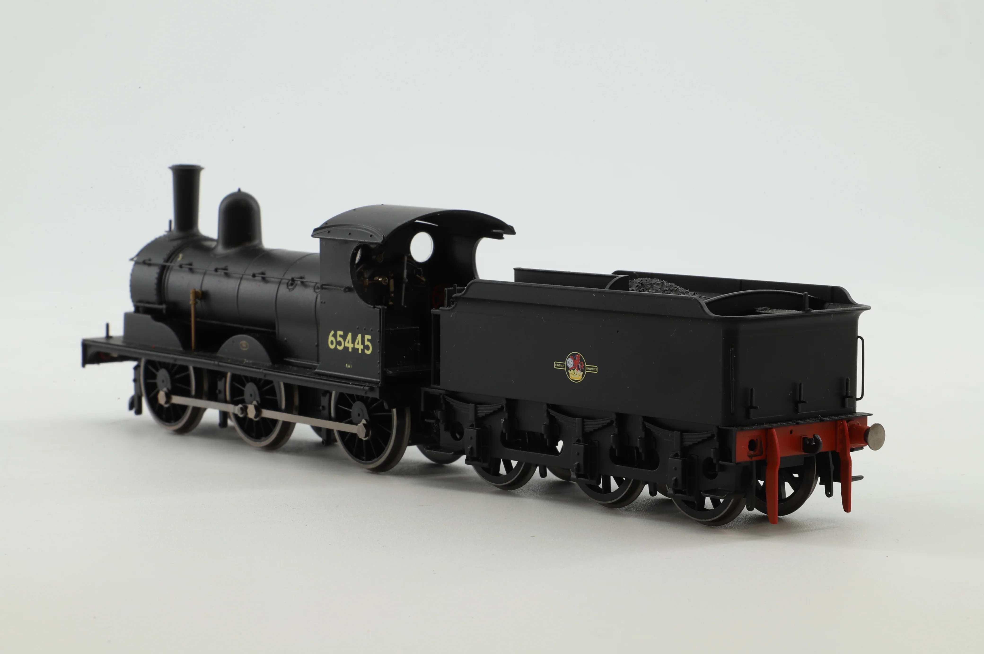 WORKSHOP Hornby OO R3232 Class J15 65445 in BR Black w/ Late Crests - Image 4