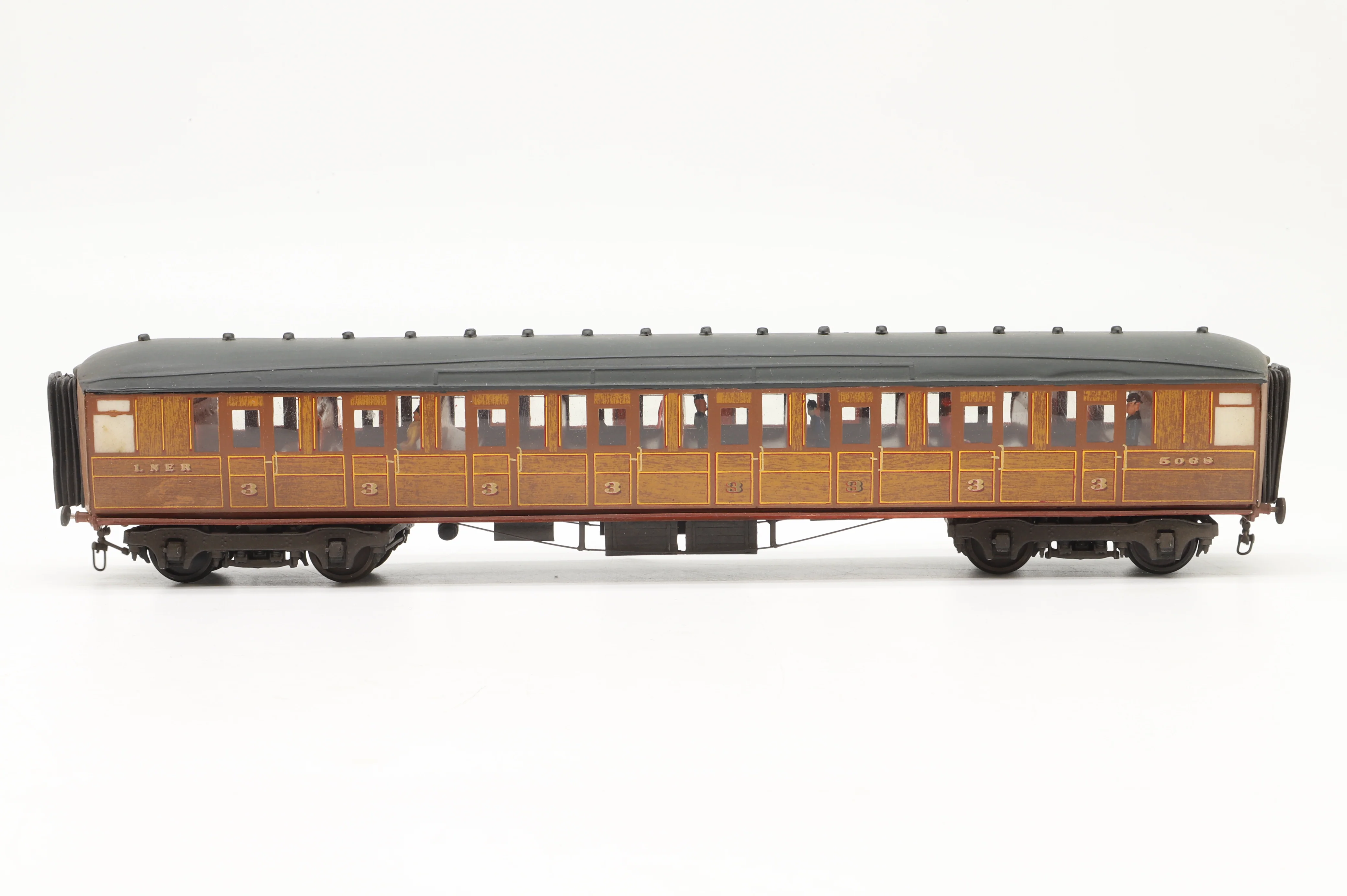 WORKSHOP Kit Built OO Rake of 8x Gresley LNER Teak Coaches - Image 9